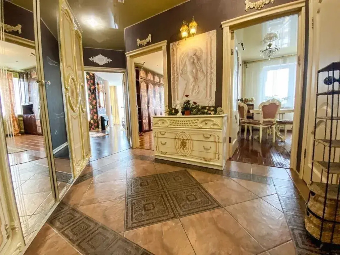 Квартира на Запотоцкого, 12