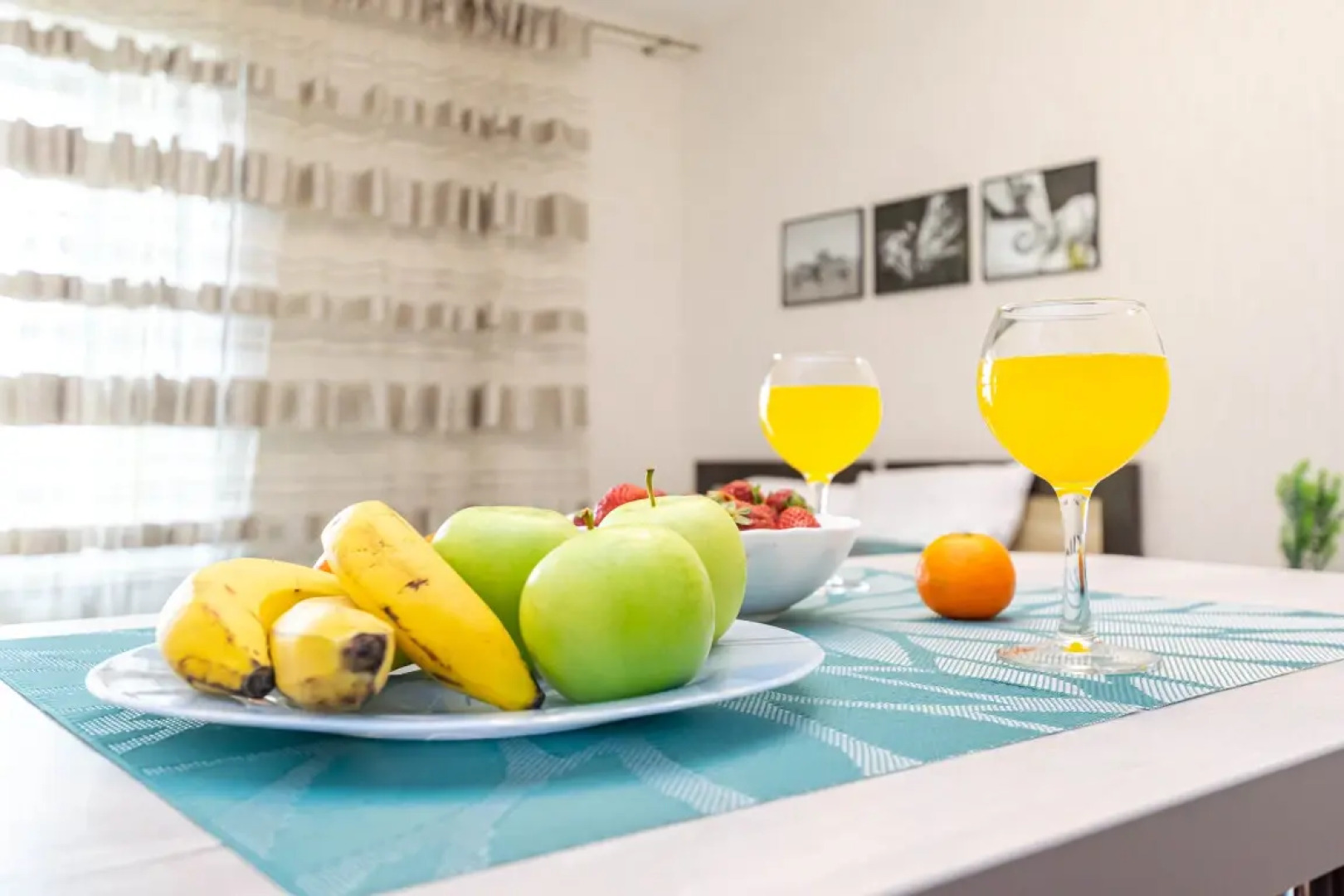 Апартаменты Cosmos Apart на Революции 54 (1)