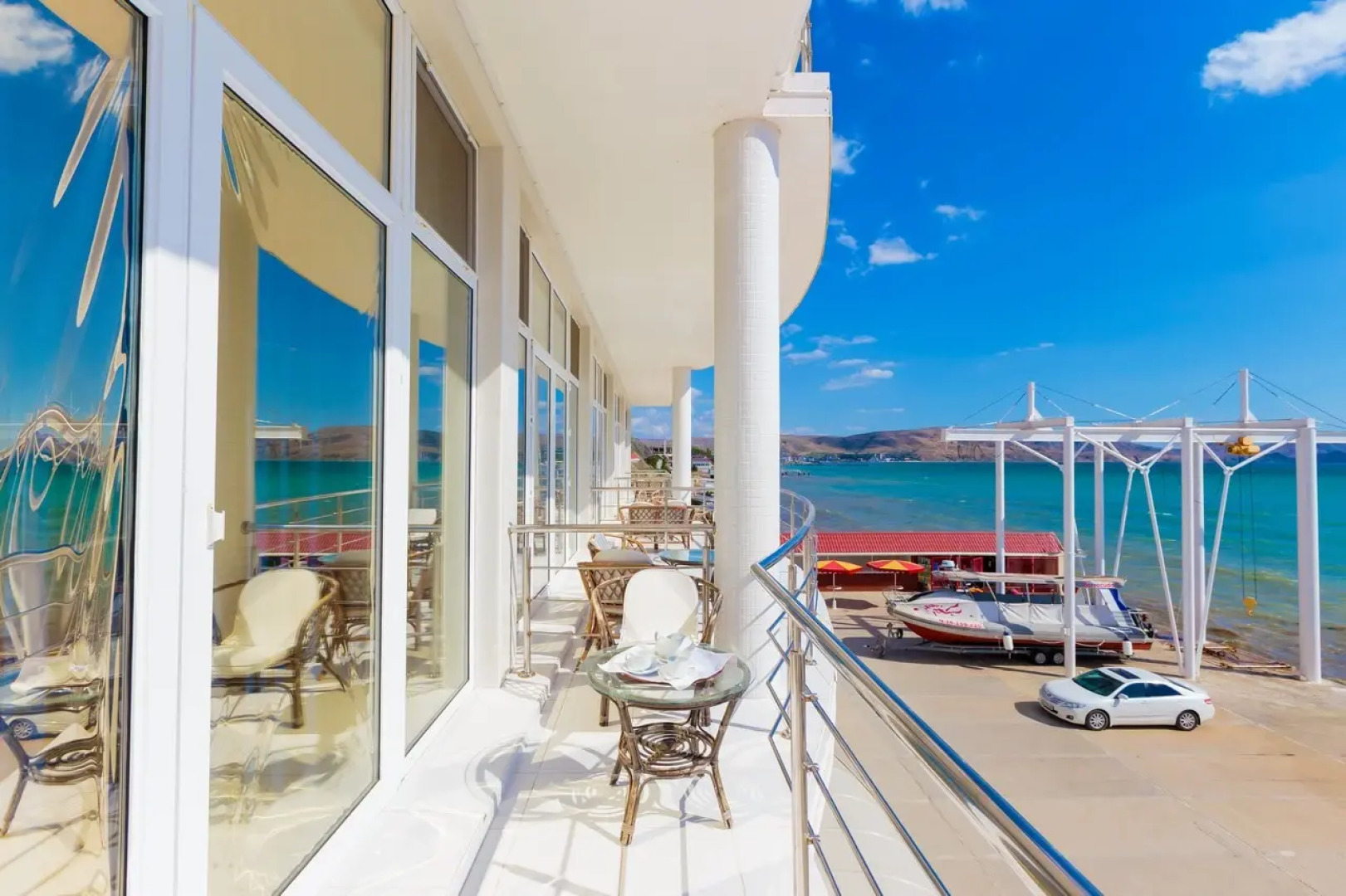 Отель Белый Грифон