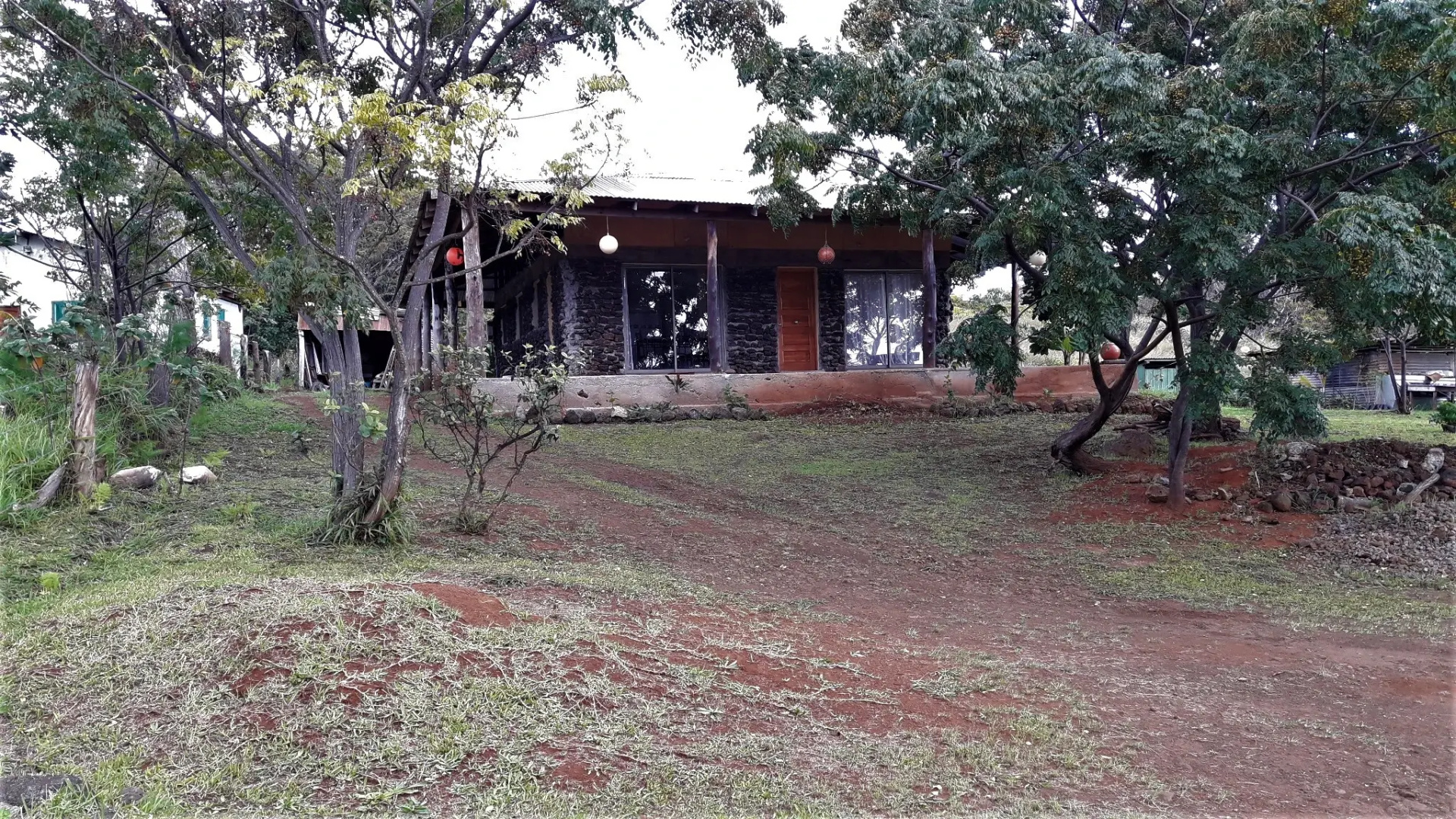 Rapa Nui Native Hostel Mini-Hotel