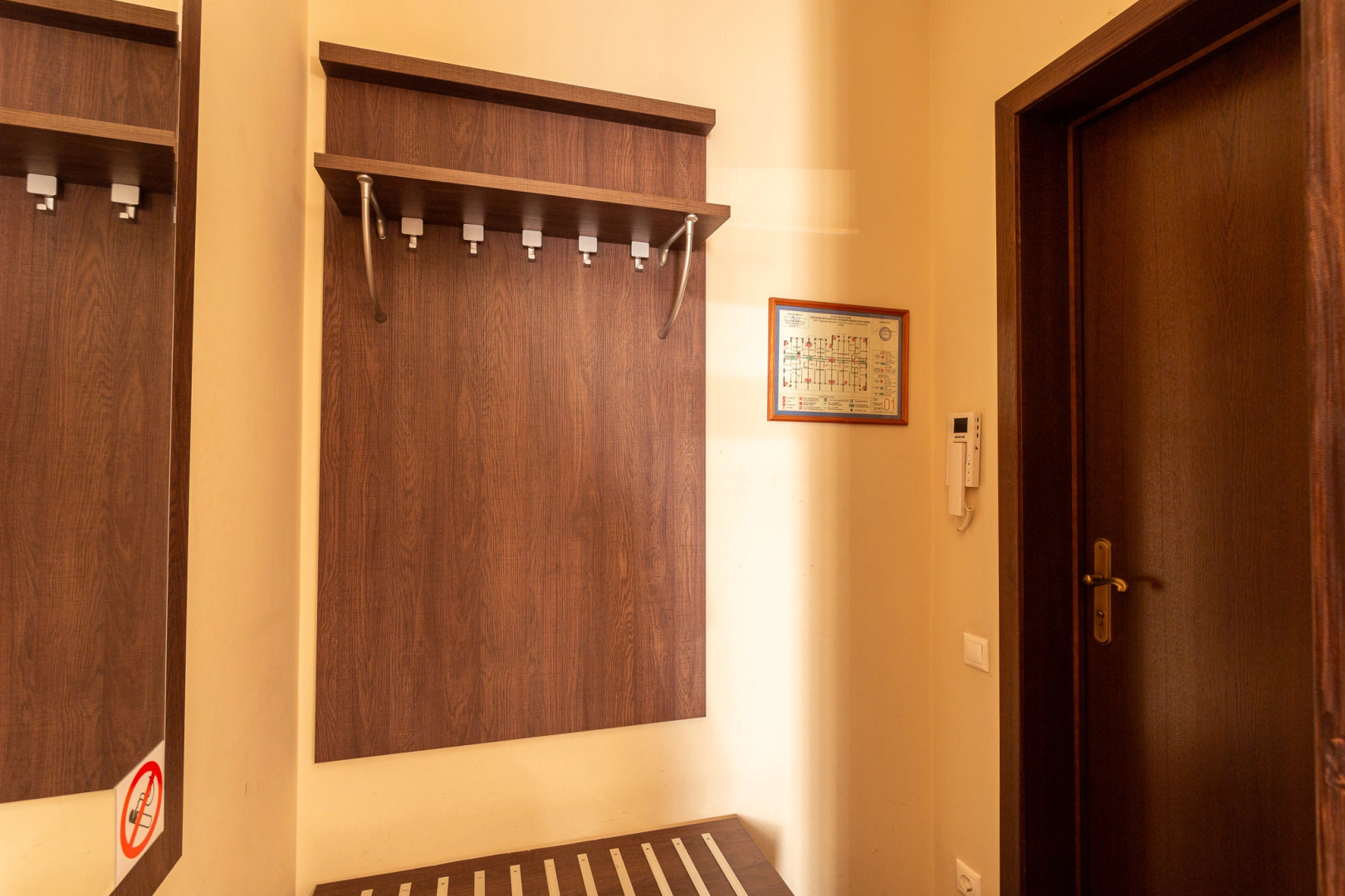 Квартира Номер в Отеле с Балконом Шикарным Видом на Горы