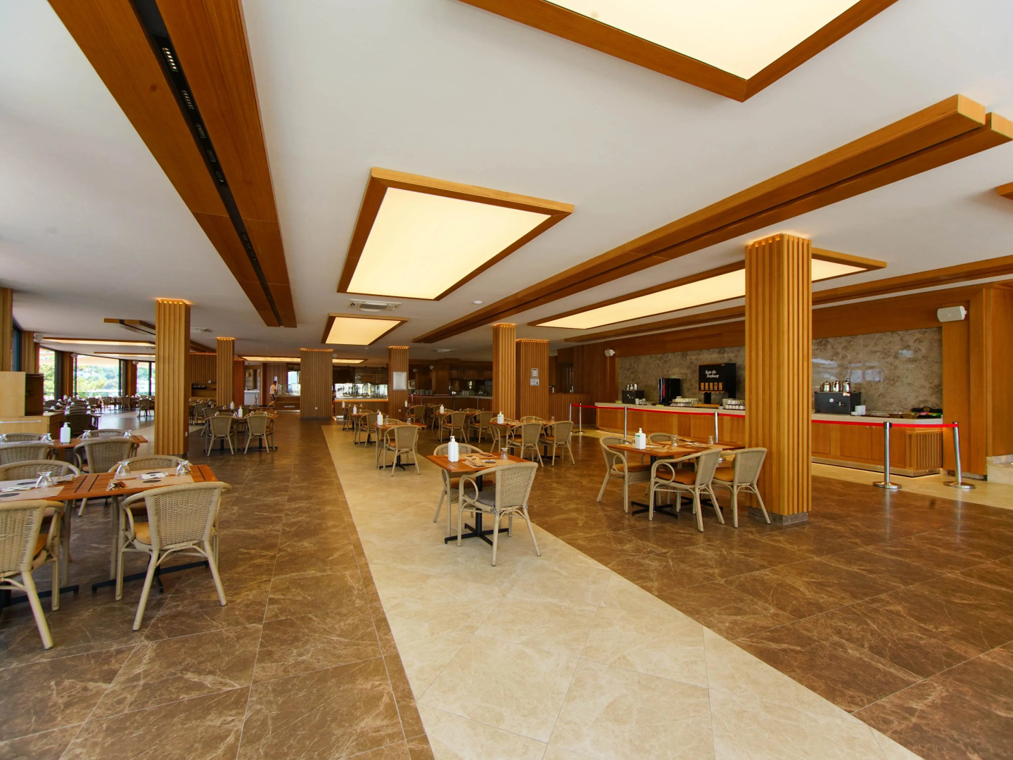 Отель Blue Dreams Resort