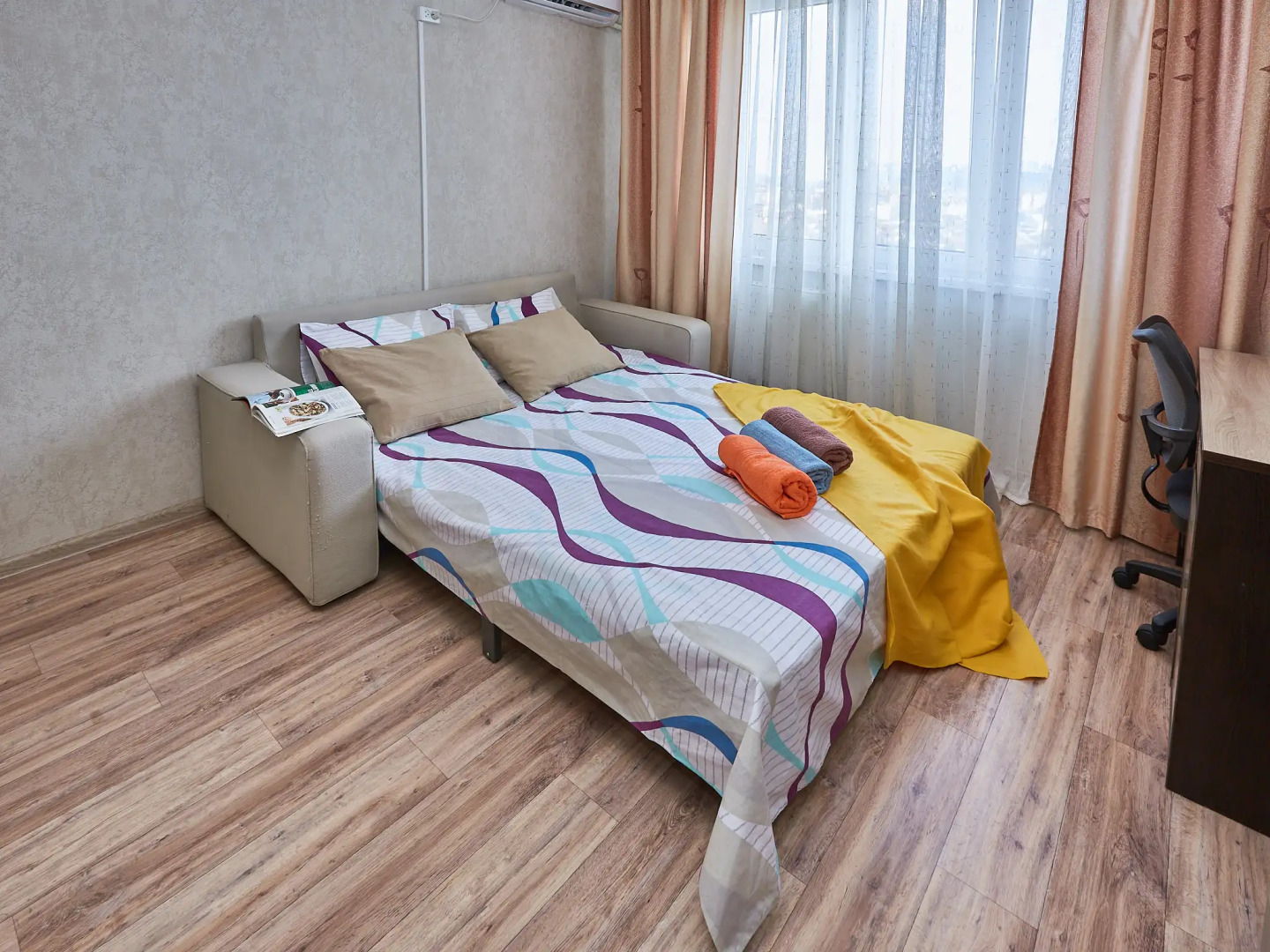 Квартира с Балконом на Артюшкова 27