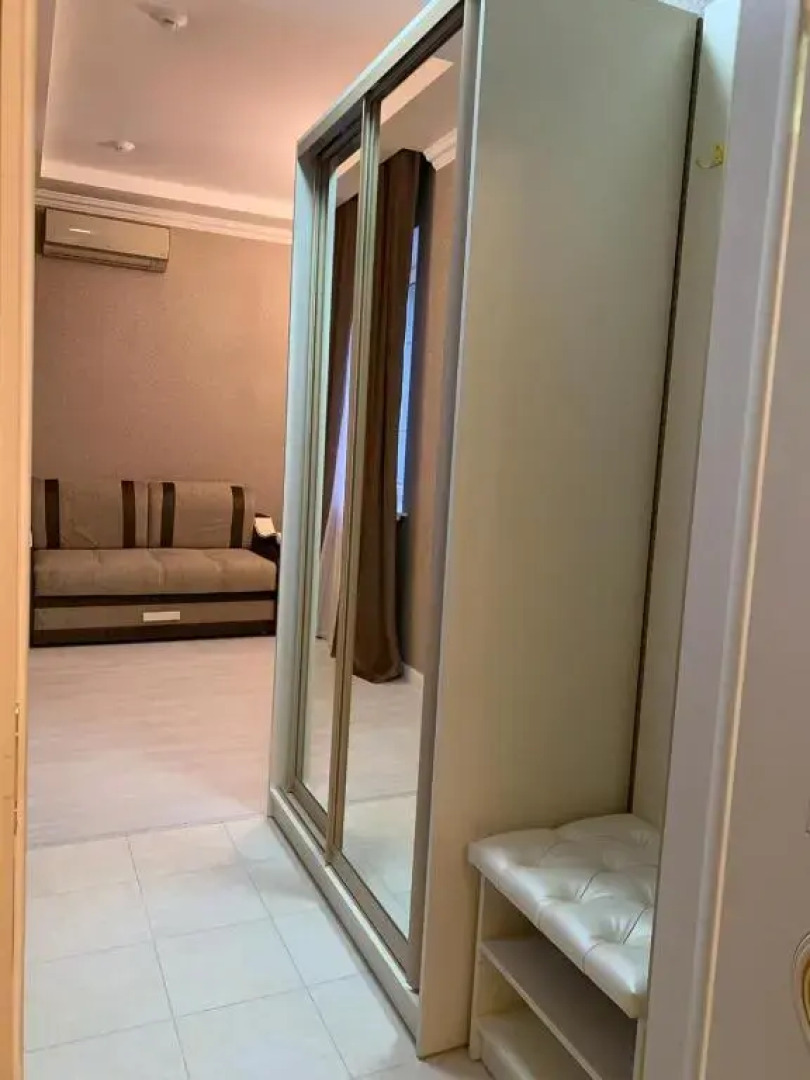 Отель Империя