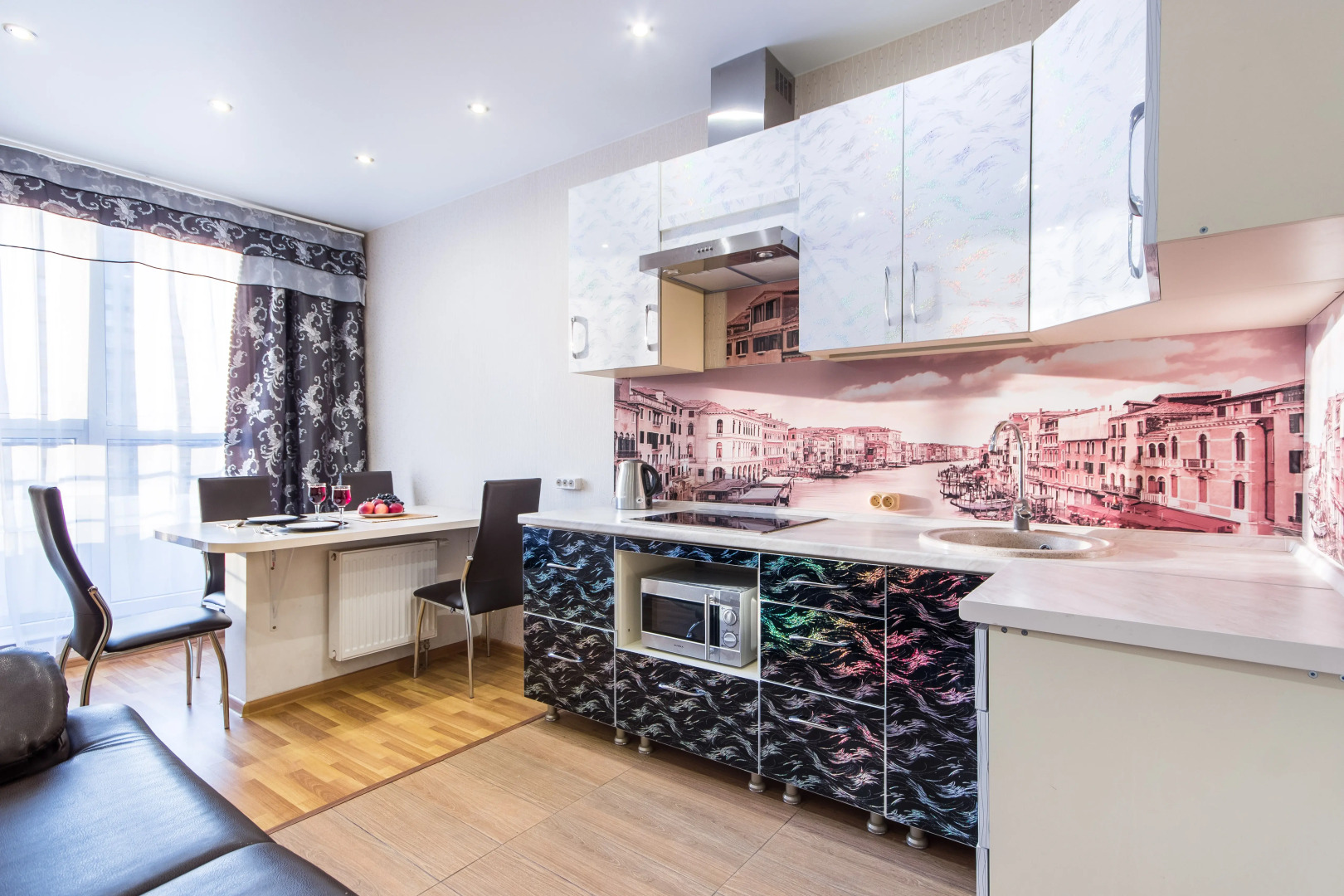 Апартаменты вместительные в центре До 6 гостей Документы для отчётности