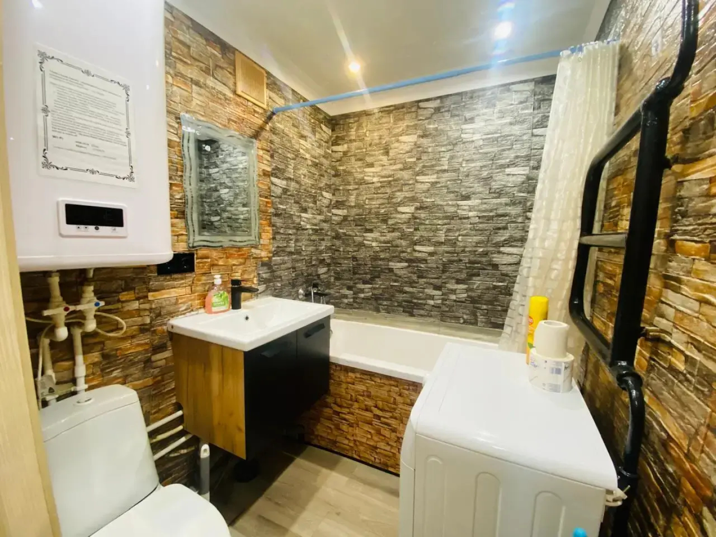 Апартаменты 2-х Комнатная Квартира в Центре Города на Карла Либкнехта 44