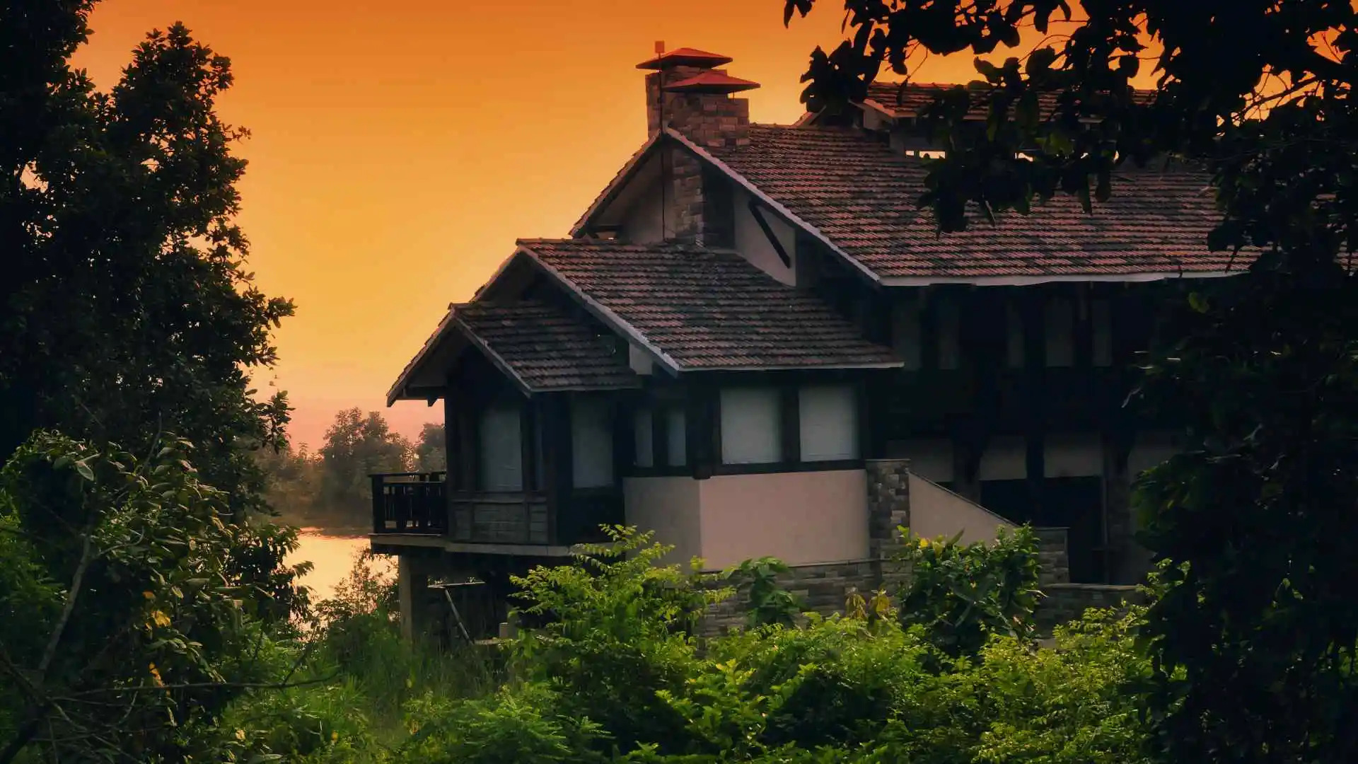 Pugdundee Safaris - Denwa Backwater Escape Satpura Lodging House