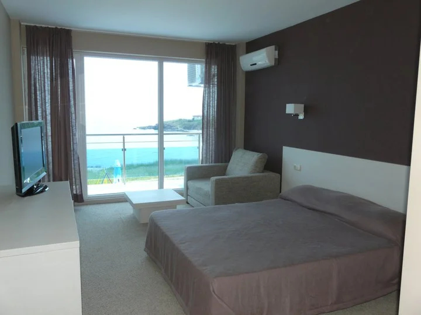 Отель Ескада Бийч Ахтопол