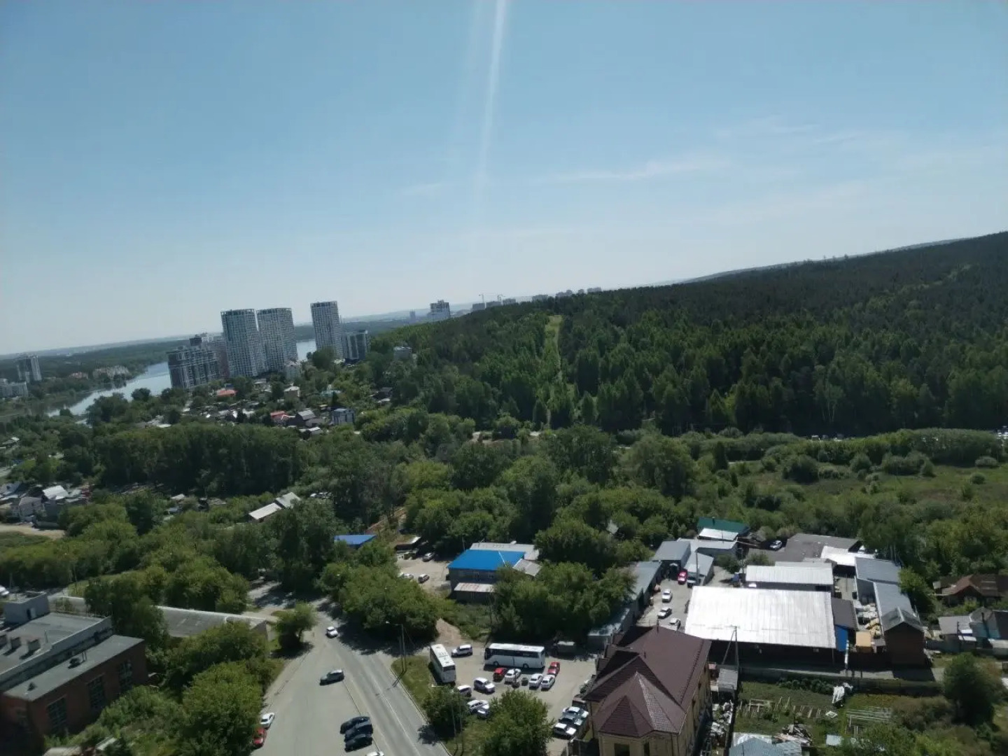 Квартира с видом на гору Уктус на 20 этаже