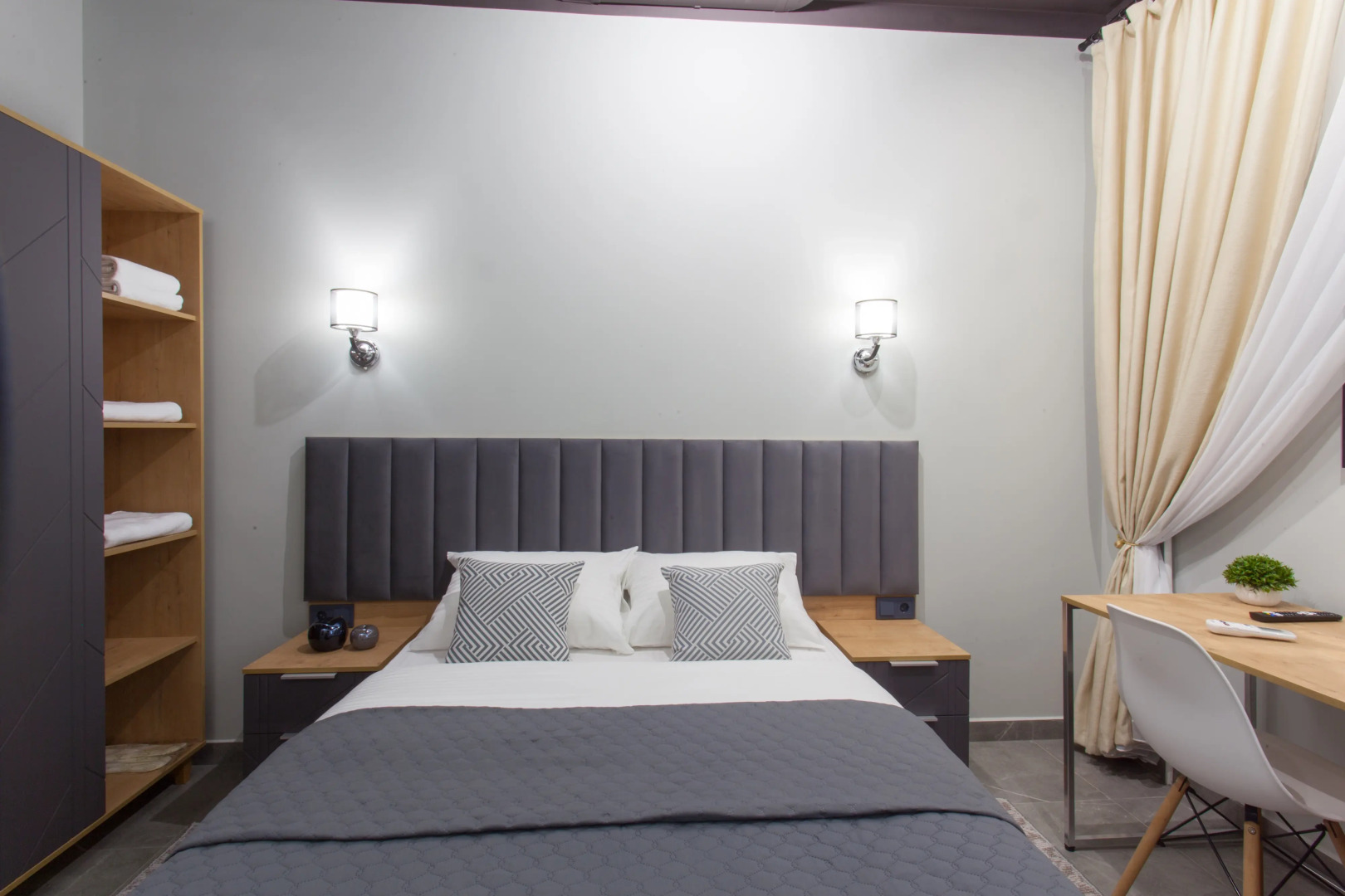 Отель Атмосфера