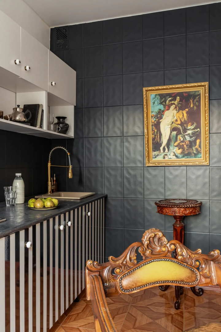 Квартира изысканная с авторским искусством пешком до Красной площади