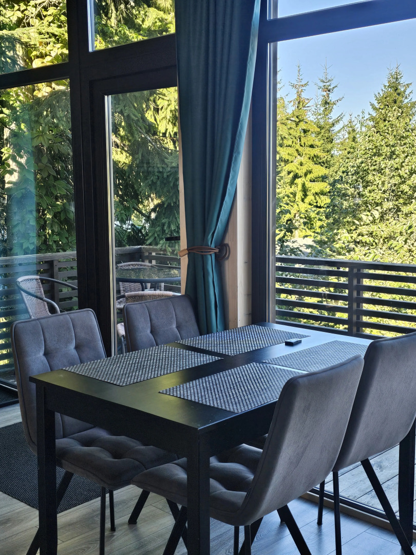 Коттедж Черничный Склон Green House