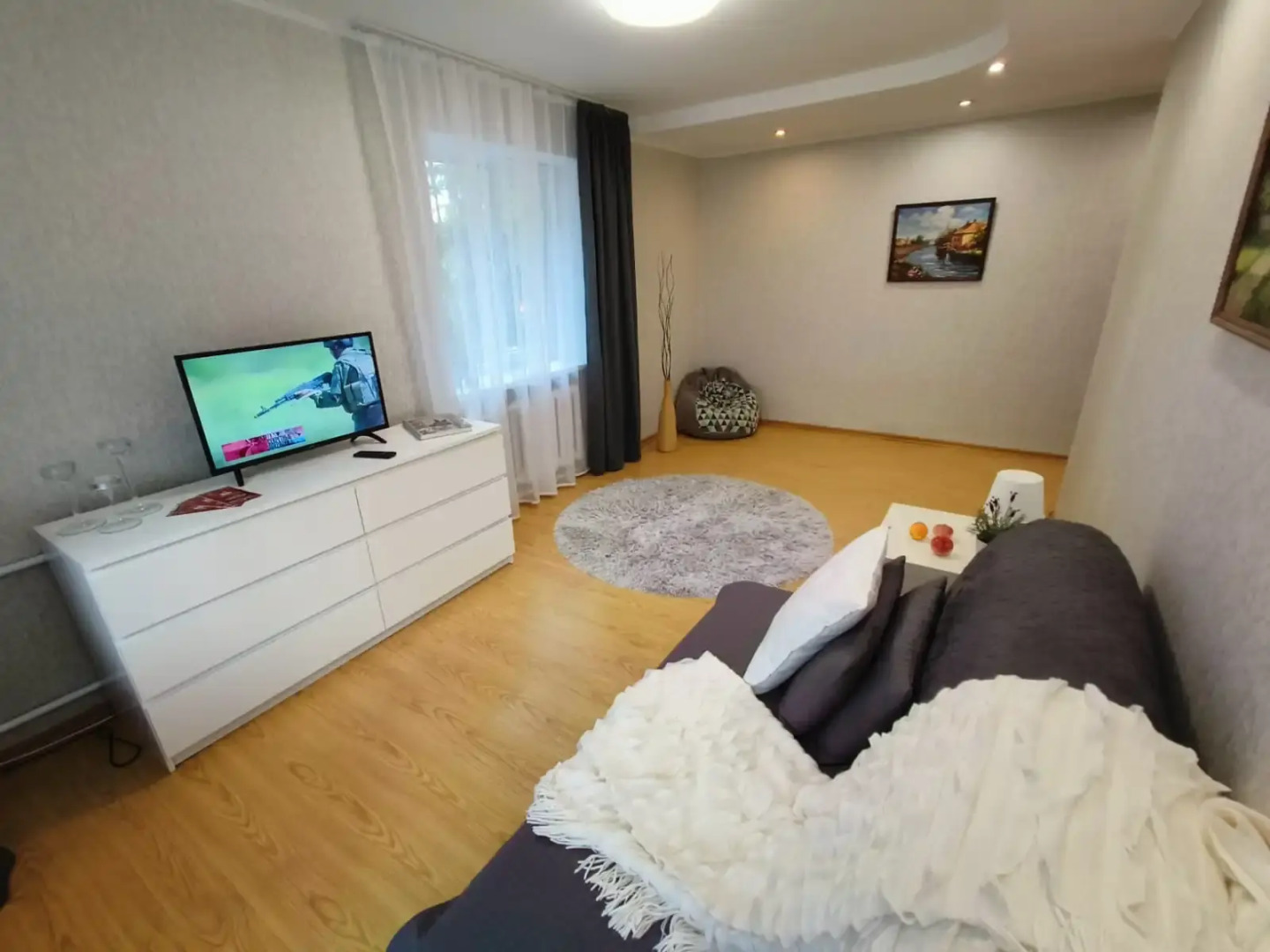 Квартира двухкомнатная в самом центре на Больничной 13