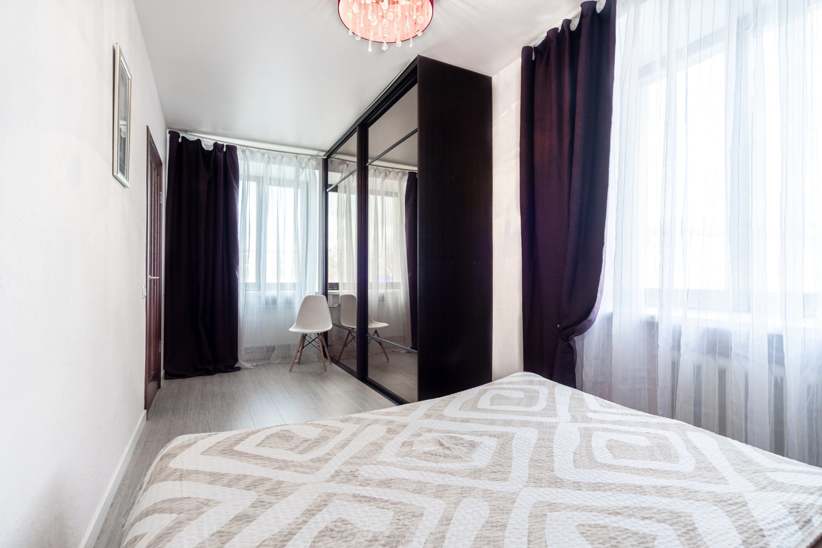 Апартаменты проспект Независимости 52