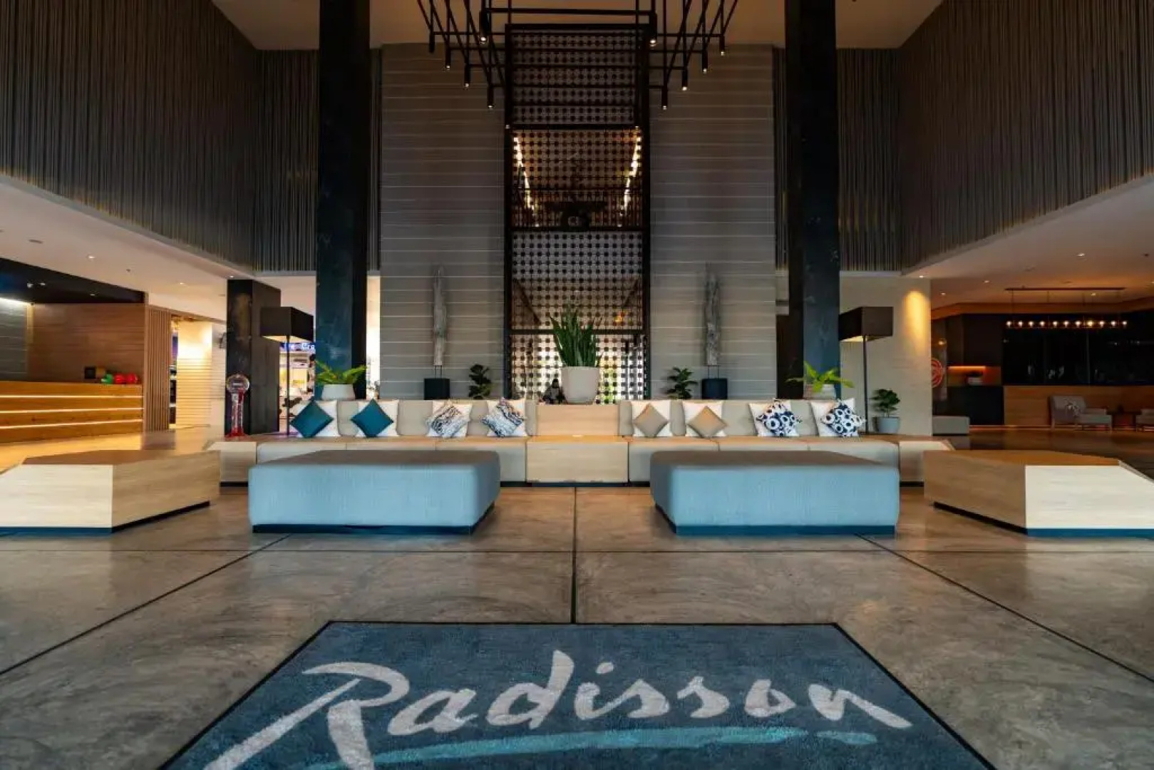 Отель Radisson Resort & Spa Hua Hin