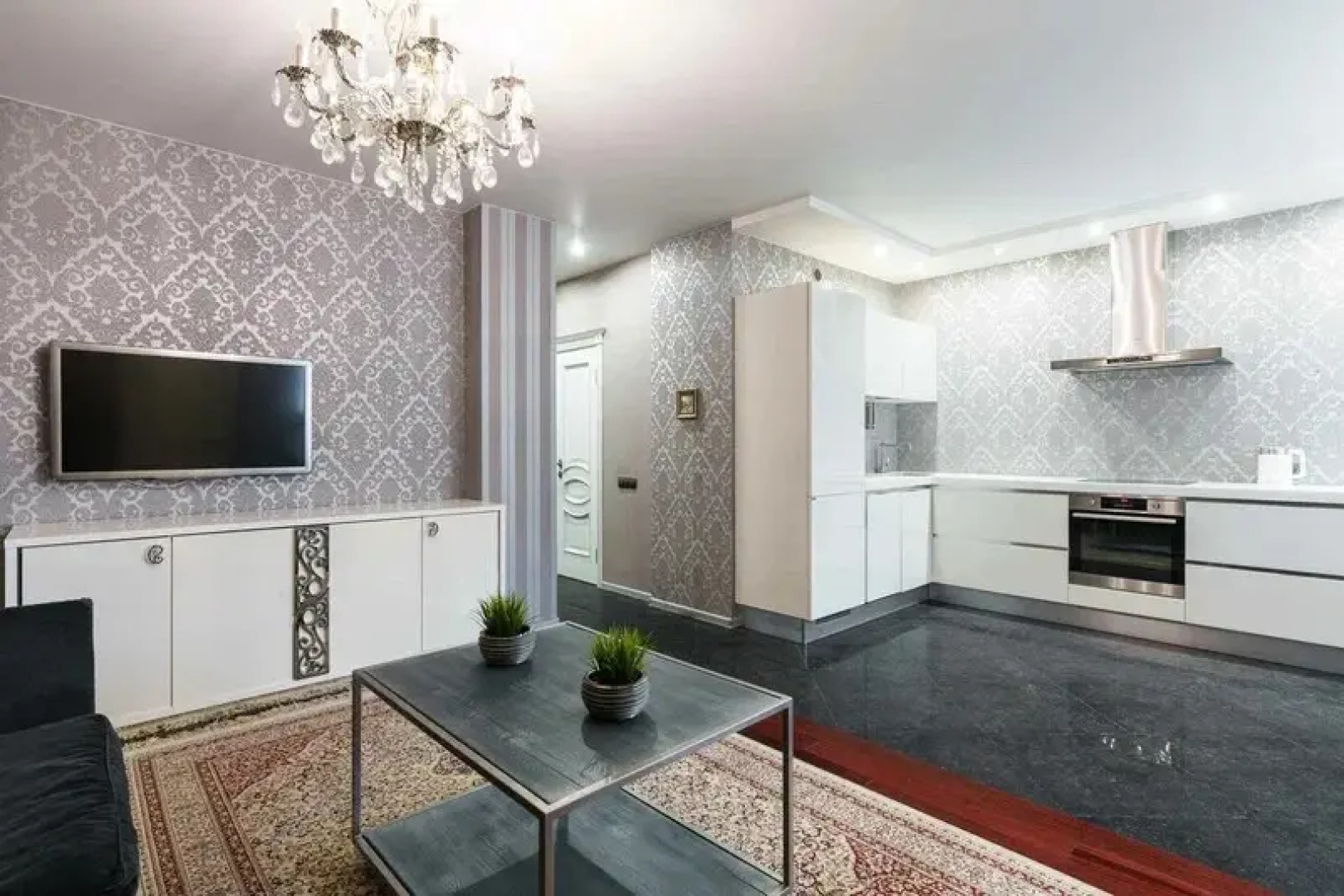 Квартира в ЖК Каскад на Скрыганова 4А