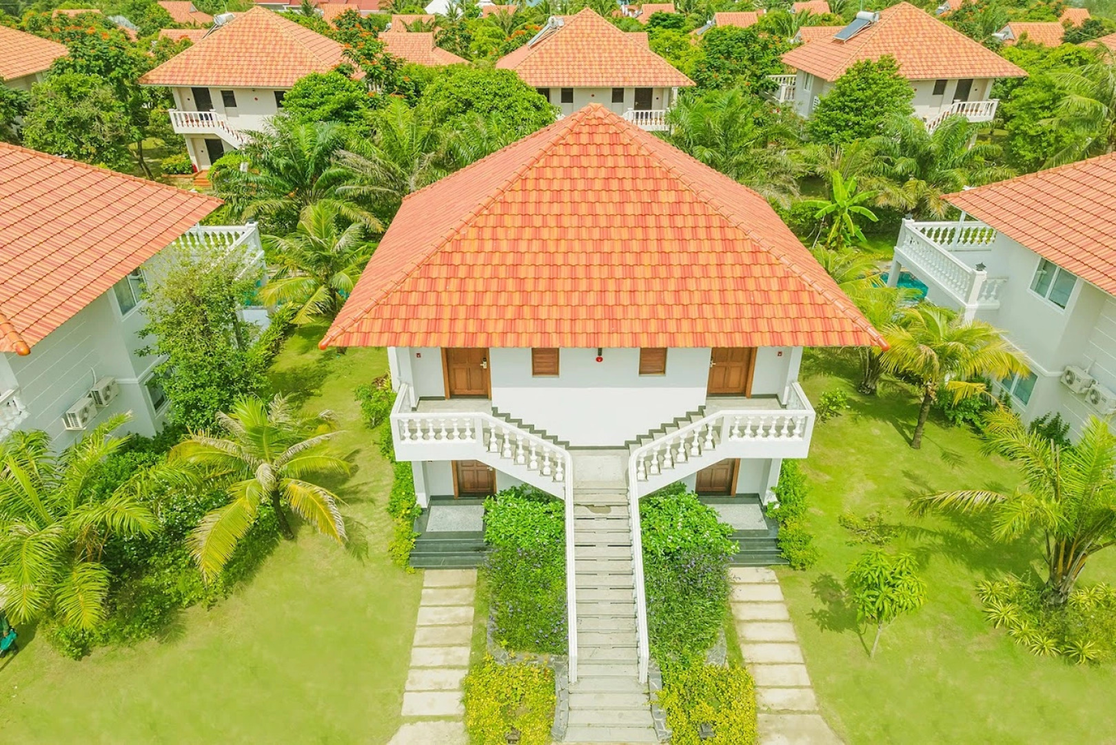 Курортный отель Mercury Phu Quoc Resort & Villas