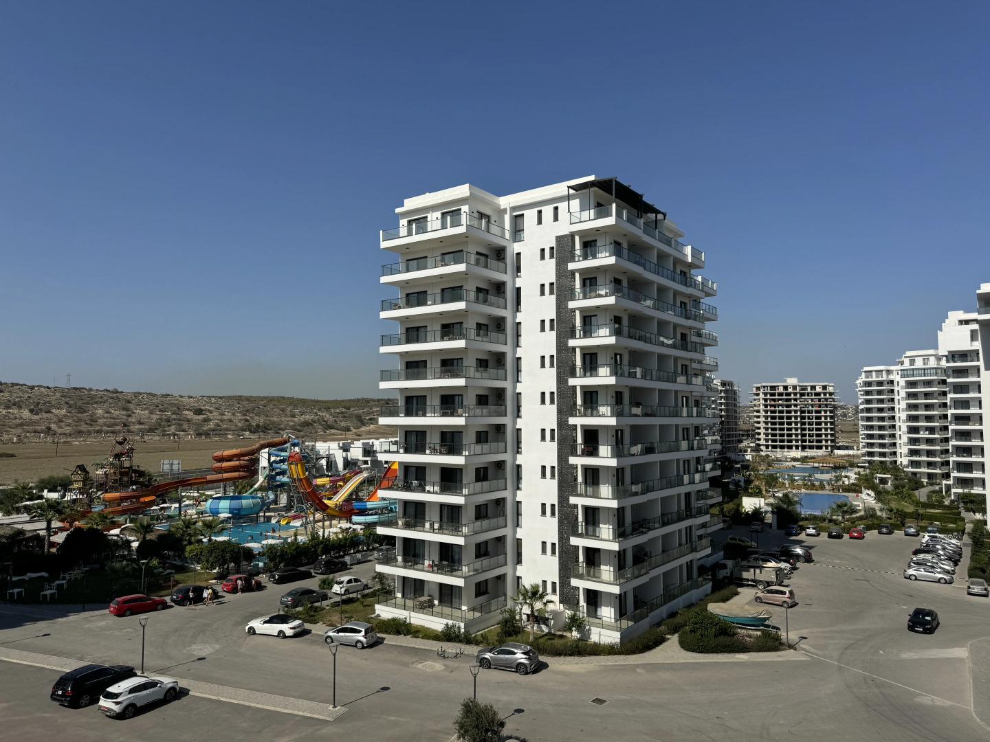 Апартаменты Просторные апартаменты в современном комплексе