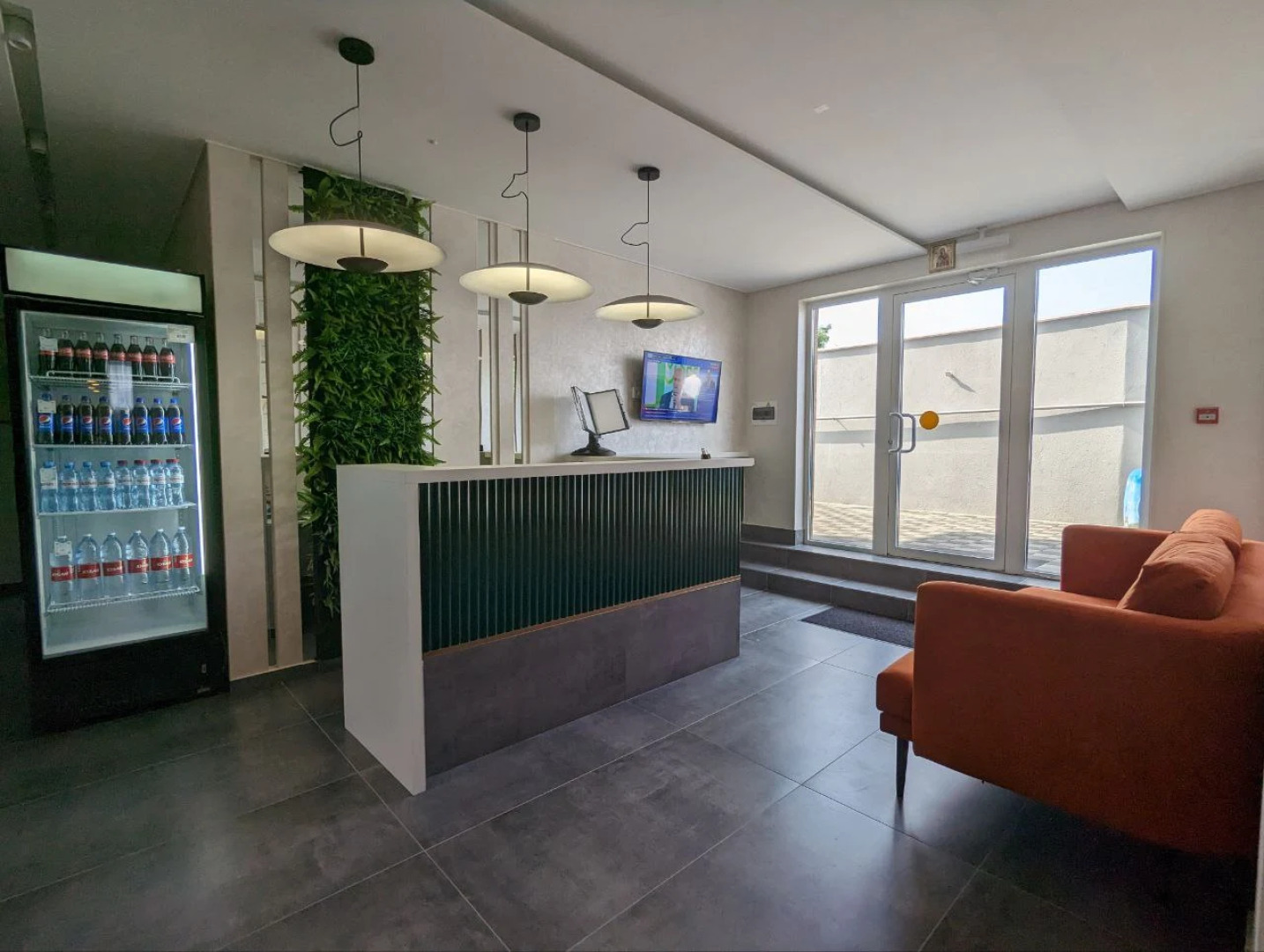 Отель Милан