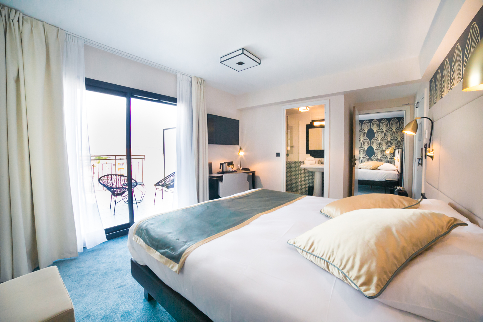 Отель Best Western Journel Saint-Laurent-Du-Var