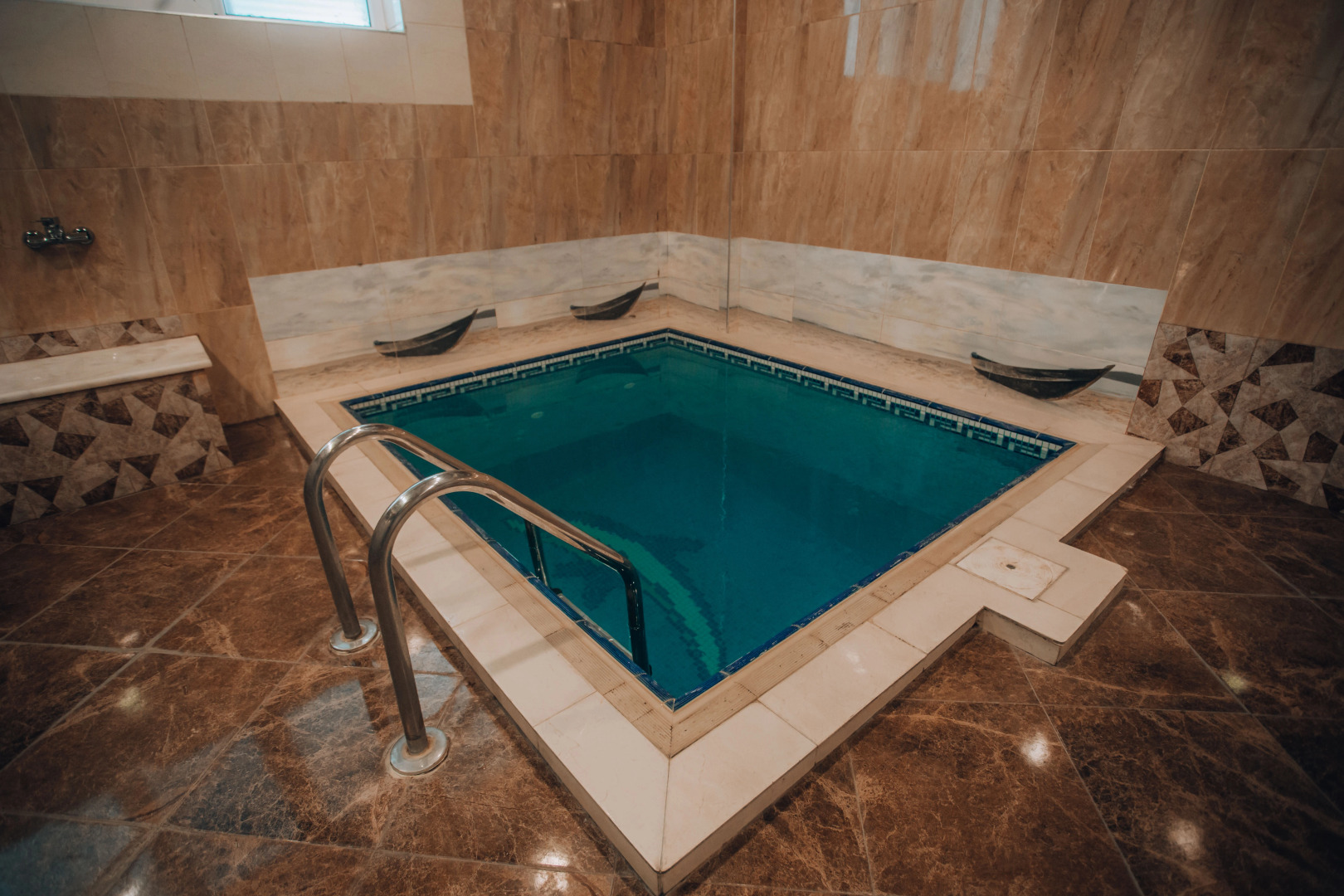 Отель Royal Sapphire