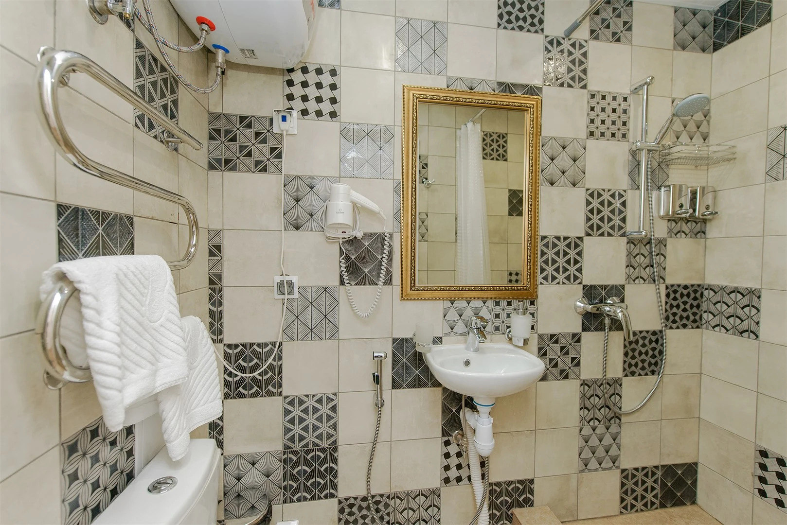 Отель Art Nuvo Palace