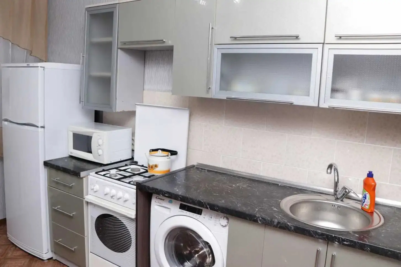 Апартаменты Валиханова 162