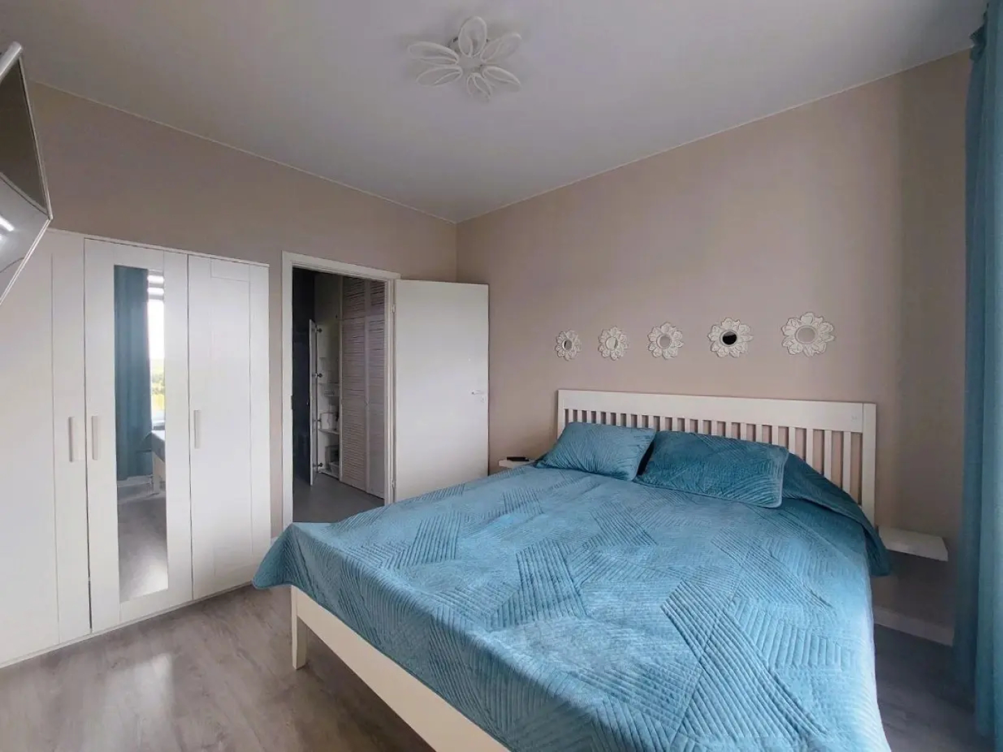 Апартаменты Olivinn на 19 этаже