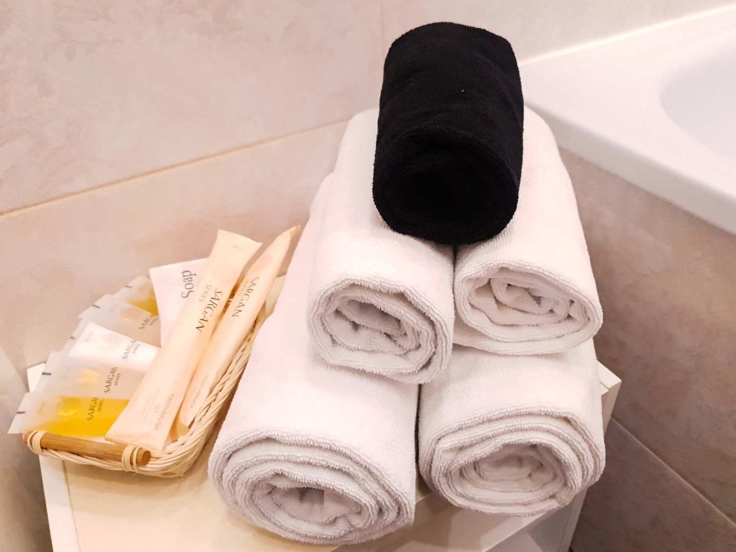 Апартаменты AELITA с массажным креслом