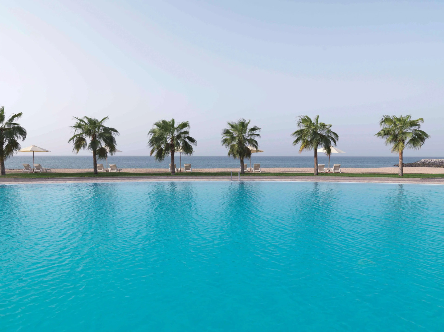 Отель Radisson Blu Resort Fujairah