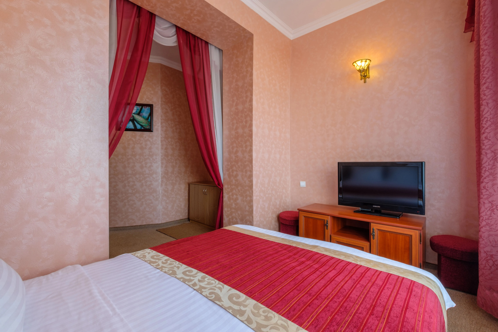 Отель Феодосия