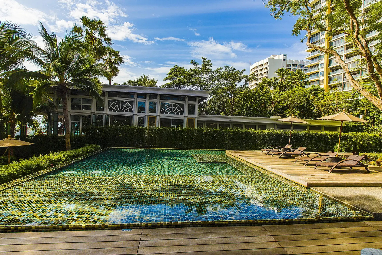 Апартаменты Zire WongAmat