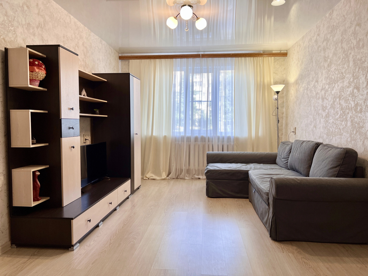 Апартаменты Inndays на Лейтейзена 4