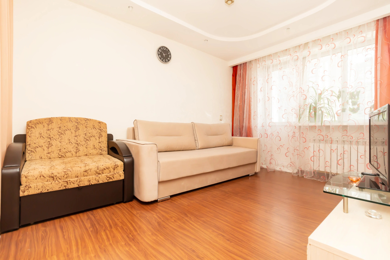 Апартаменты на Салютной 26