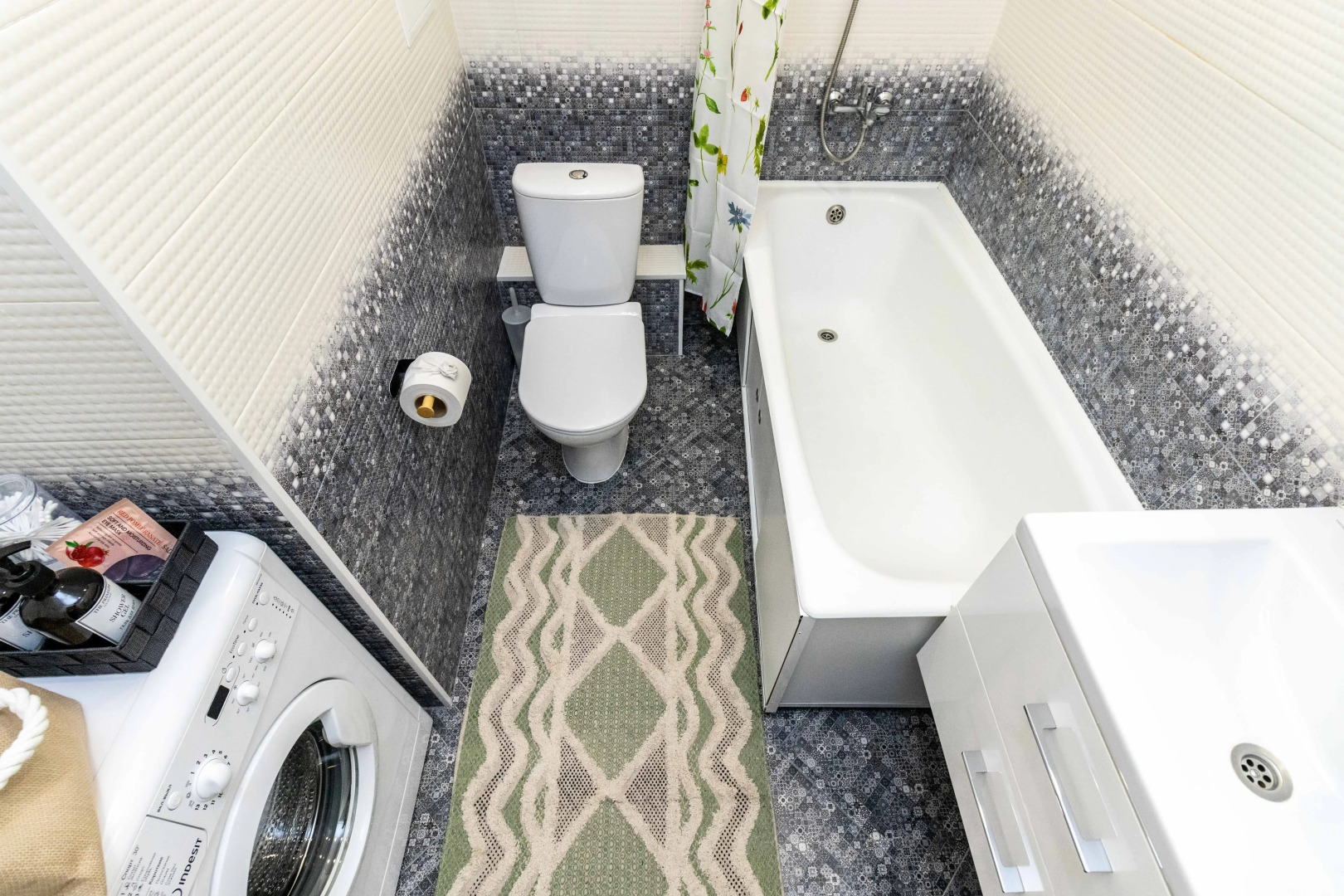 Квартира университетская 49