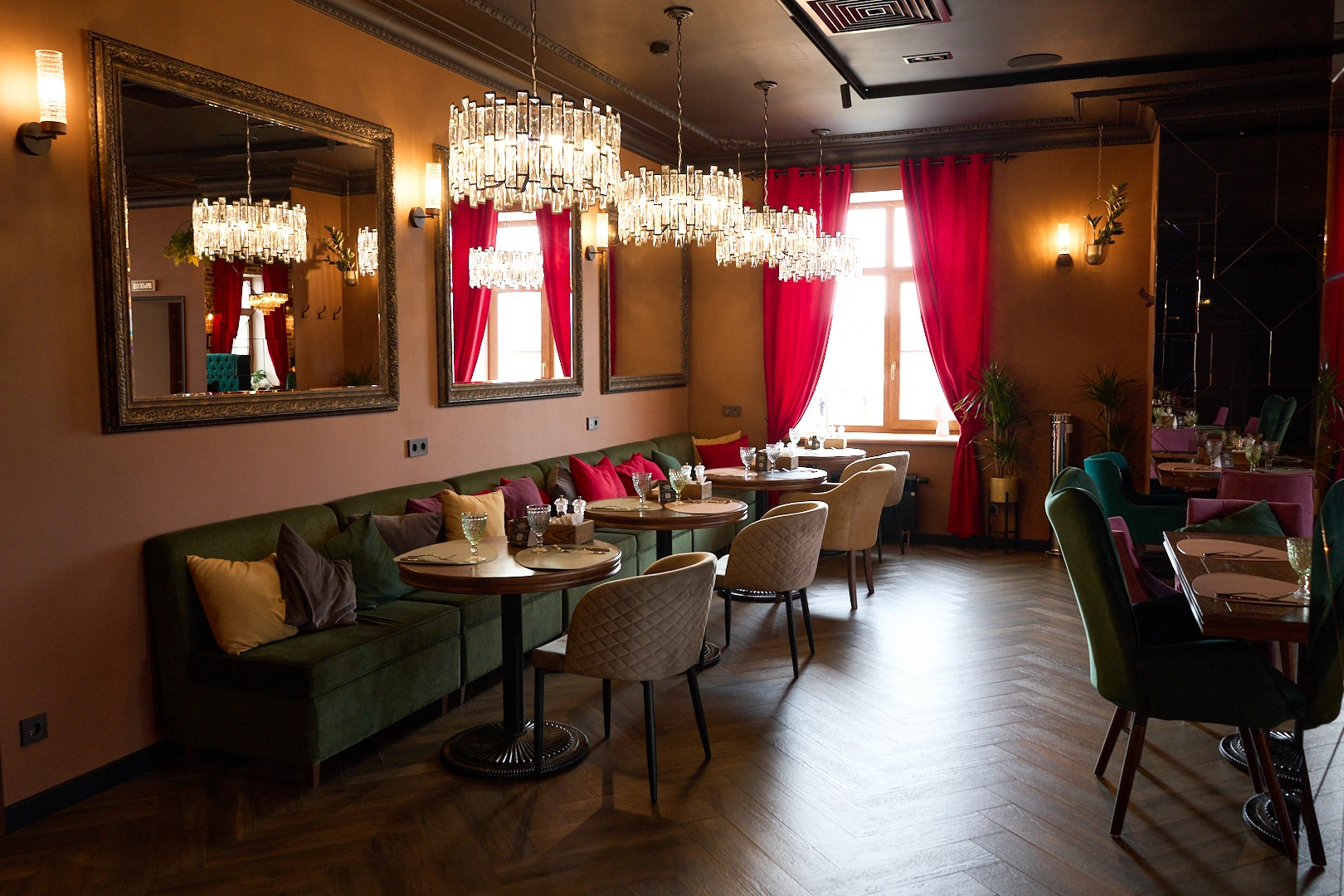 Отель Родина