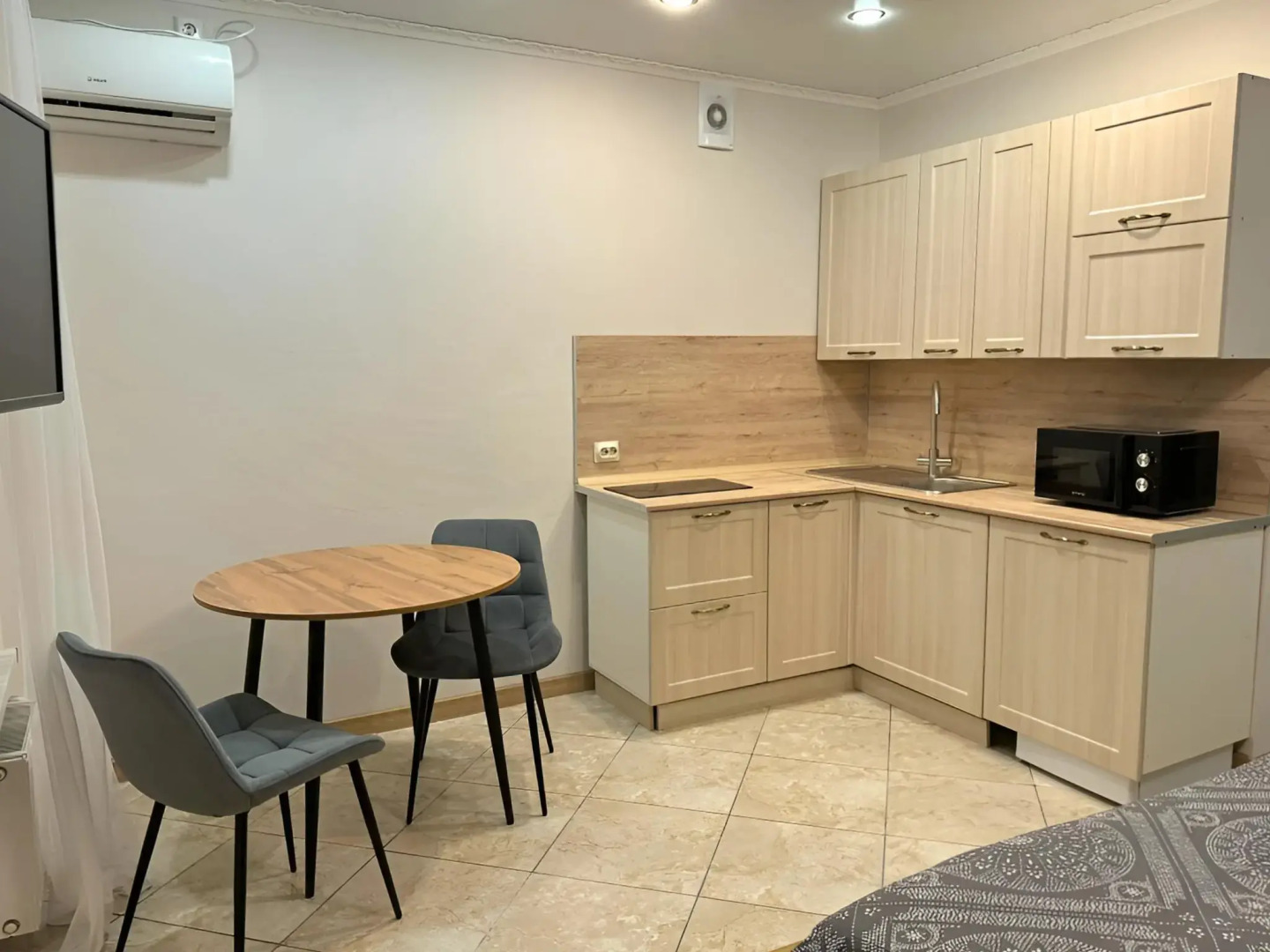 Апартаменты Стильная студия у метро Горки