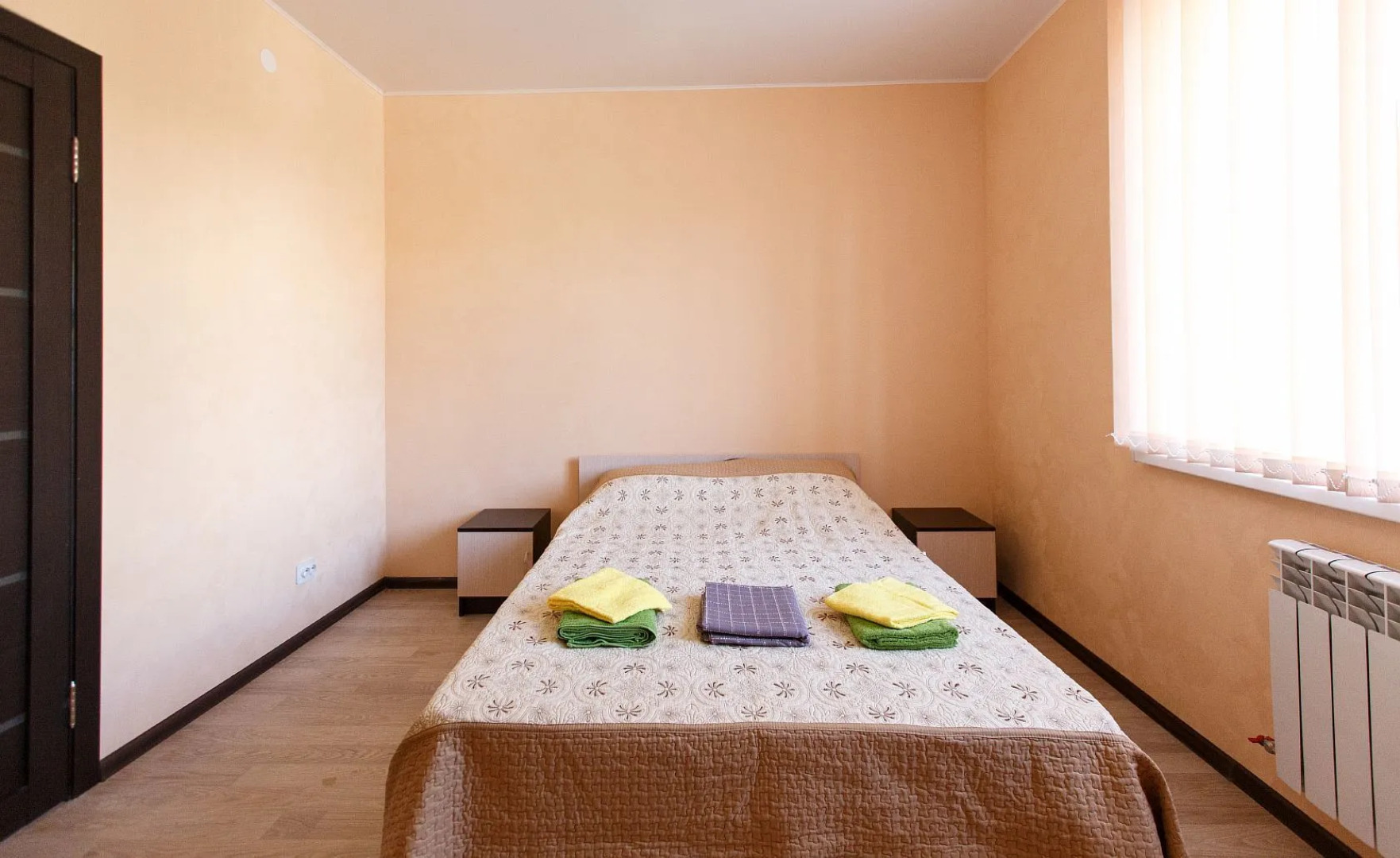 Апартаменты  Right Room трехкомнатные на Салтыкова-Щедрина 3