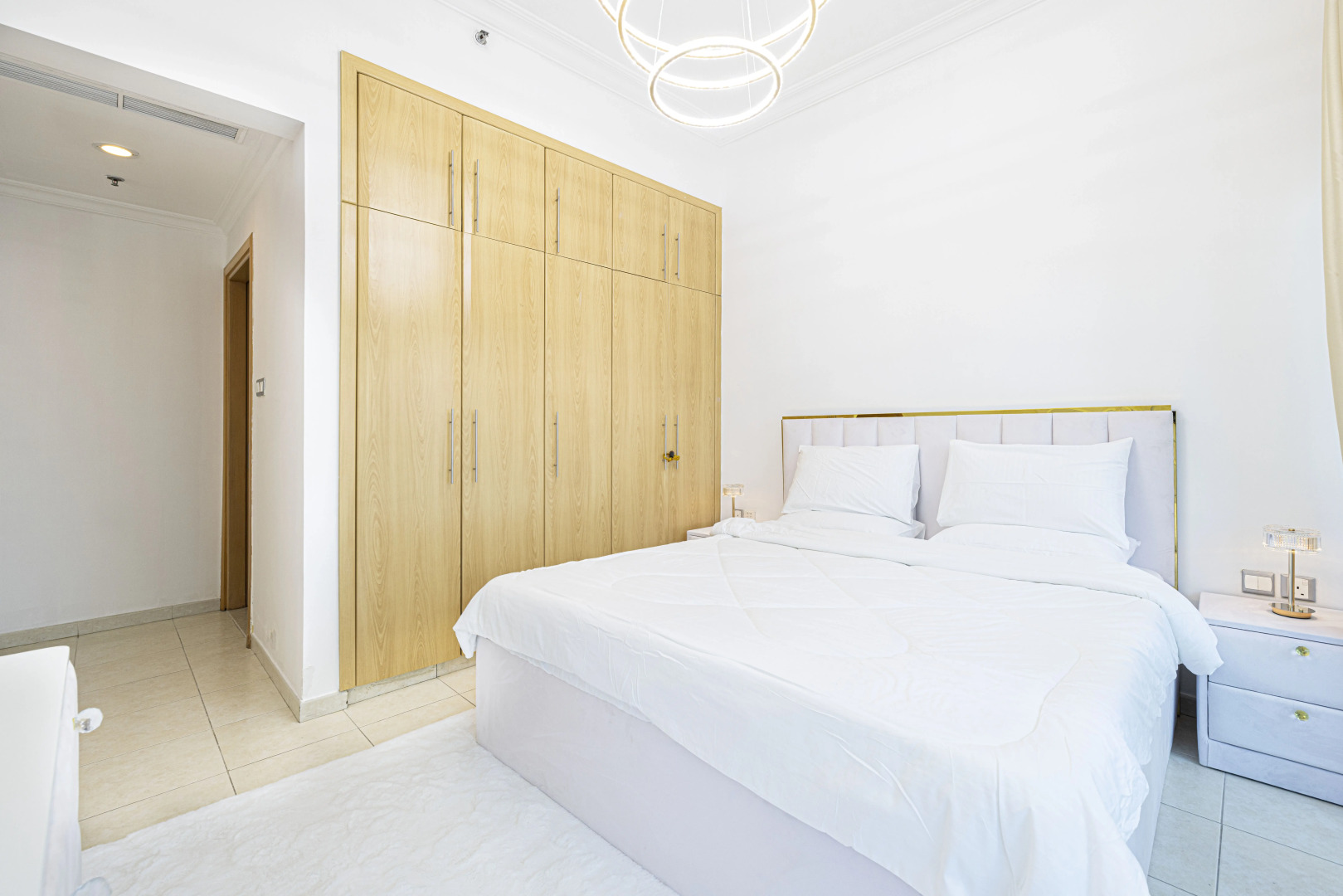 Квартира Luxury and spacious full Marina view