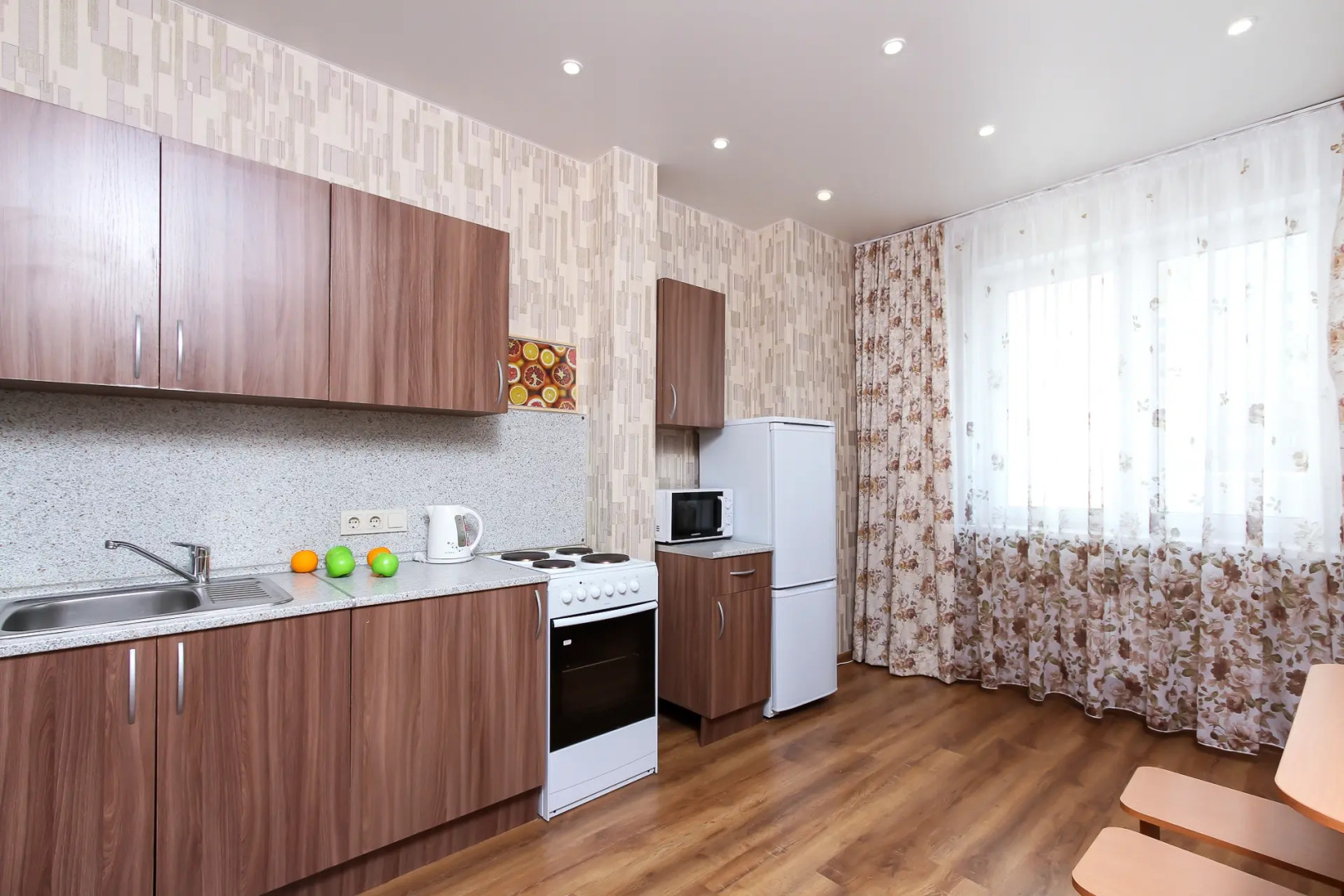 Апартаменты Фрунзе 49/2 этаж 4