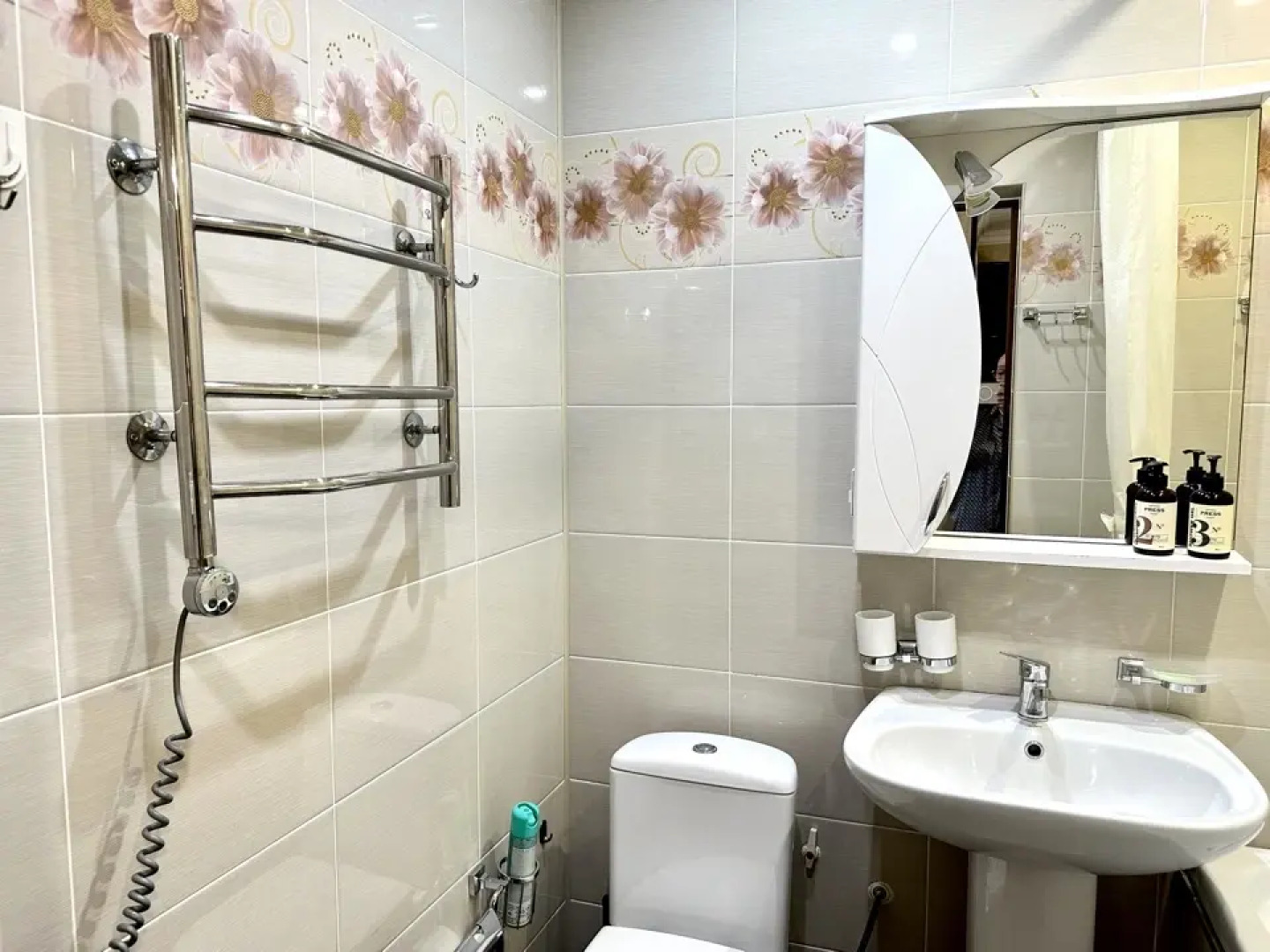 Квартира Гаджиева 164