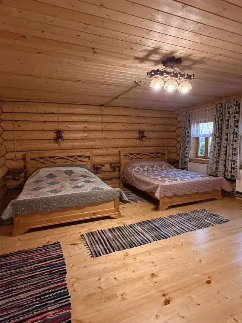 Частный дом Изба на бeрегу реки