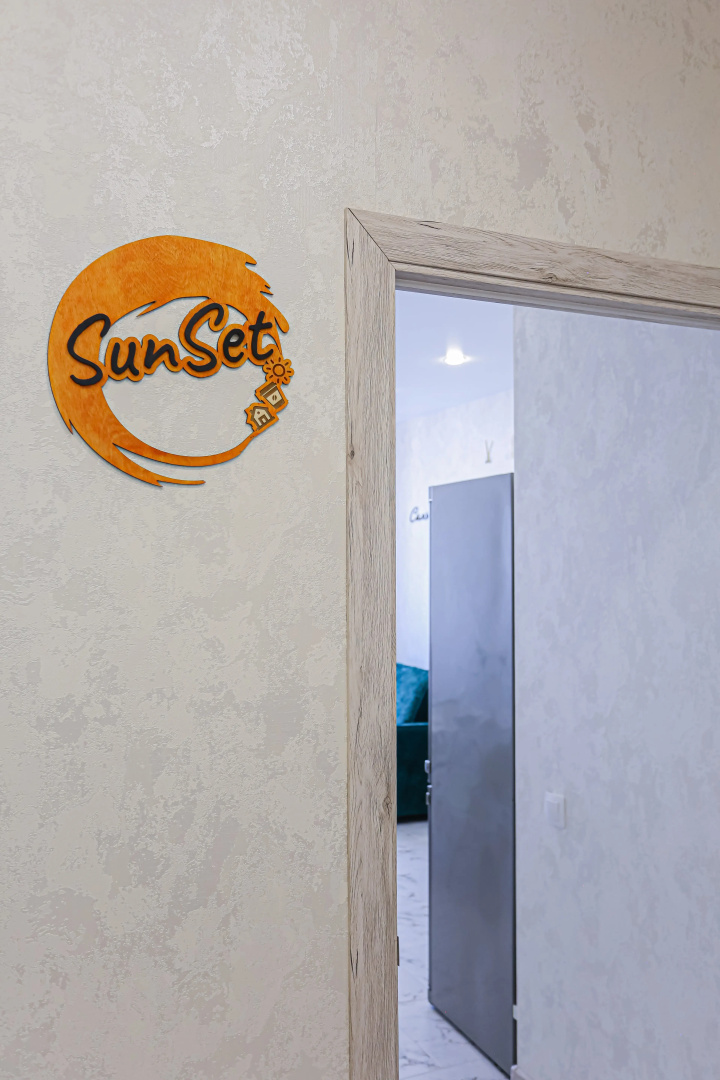 Апартаменты SunSet Академика Чазова