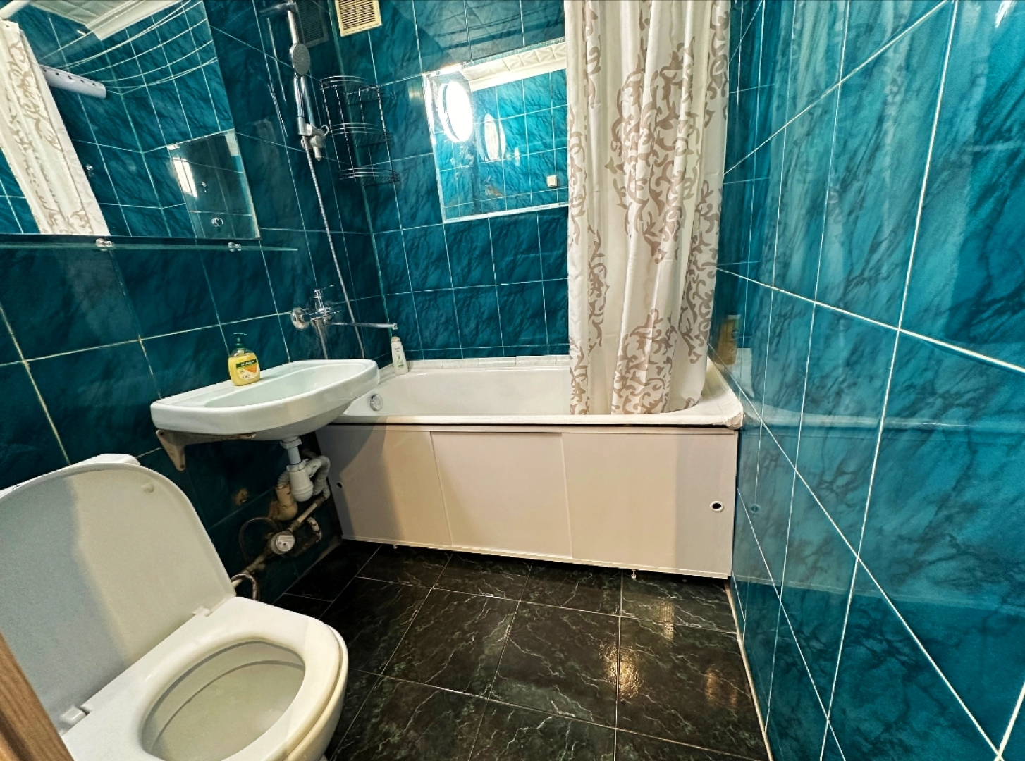 Апартаменты около ГКБ Ворохобома и метро Народное Ополчение