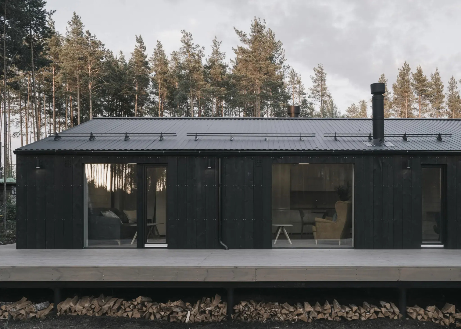 Гостевой дом Загородный дом с просторной террасой и баней