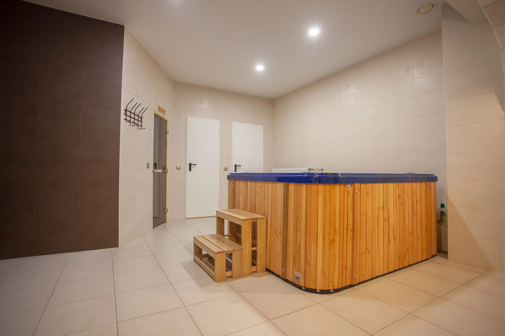 Отель Мартон Олимпик