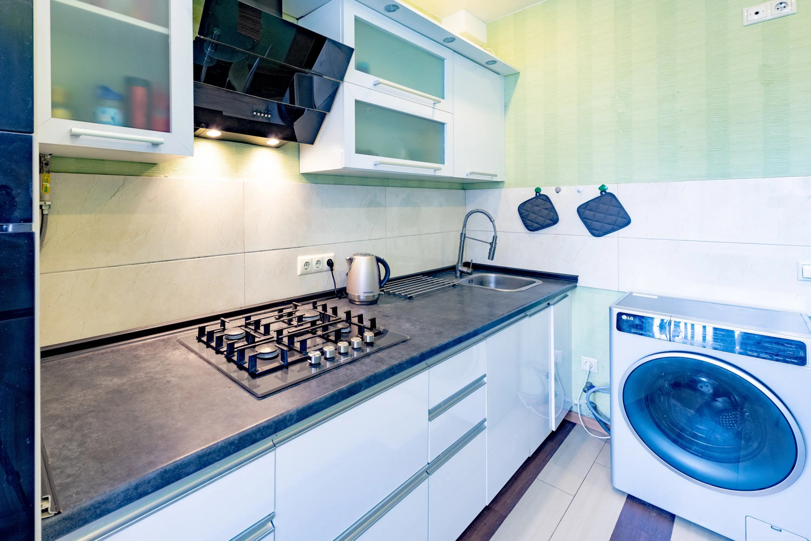 Апартаменты UrаganАраrt На Нахимовском Проспекте