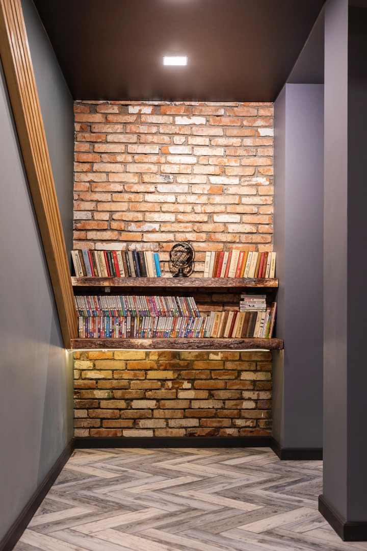 Хостел и Точка