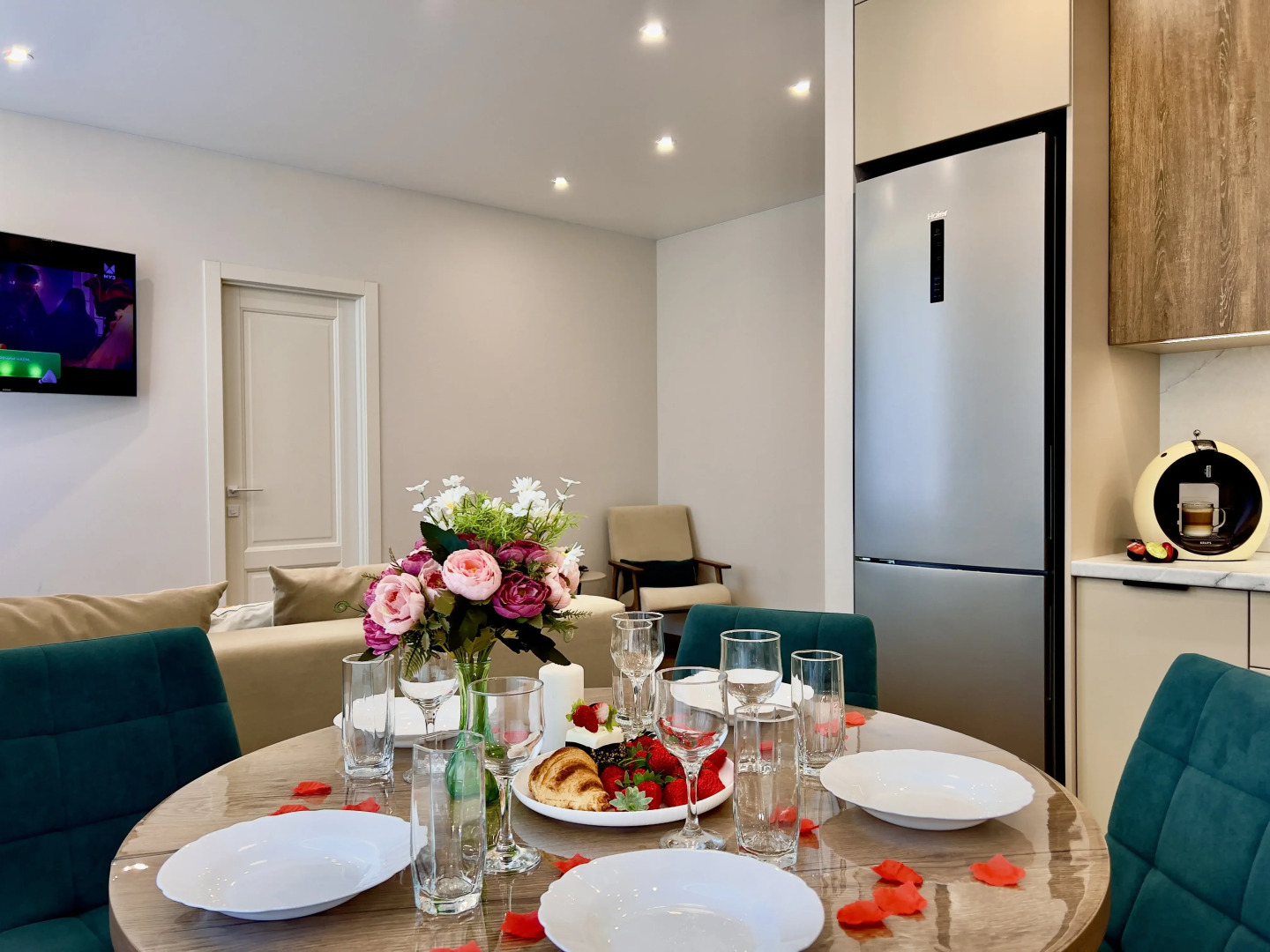 Апартаменты семейные ВыДома в ЖК CityLife в центре города