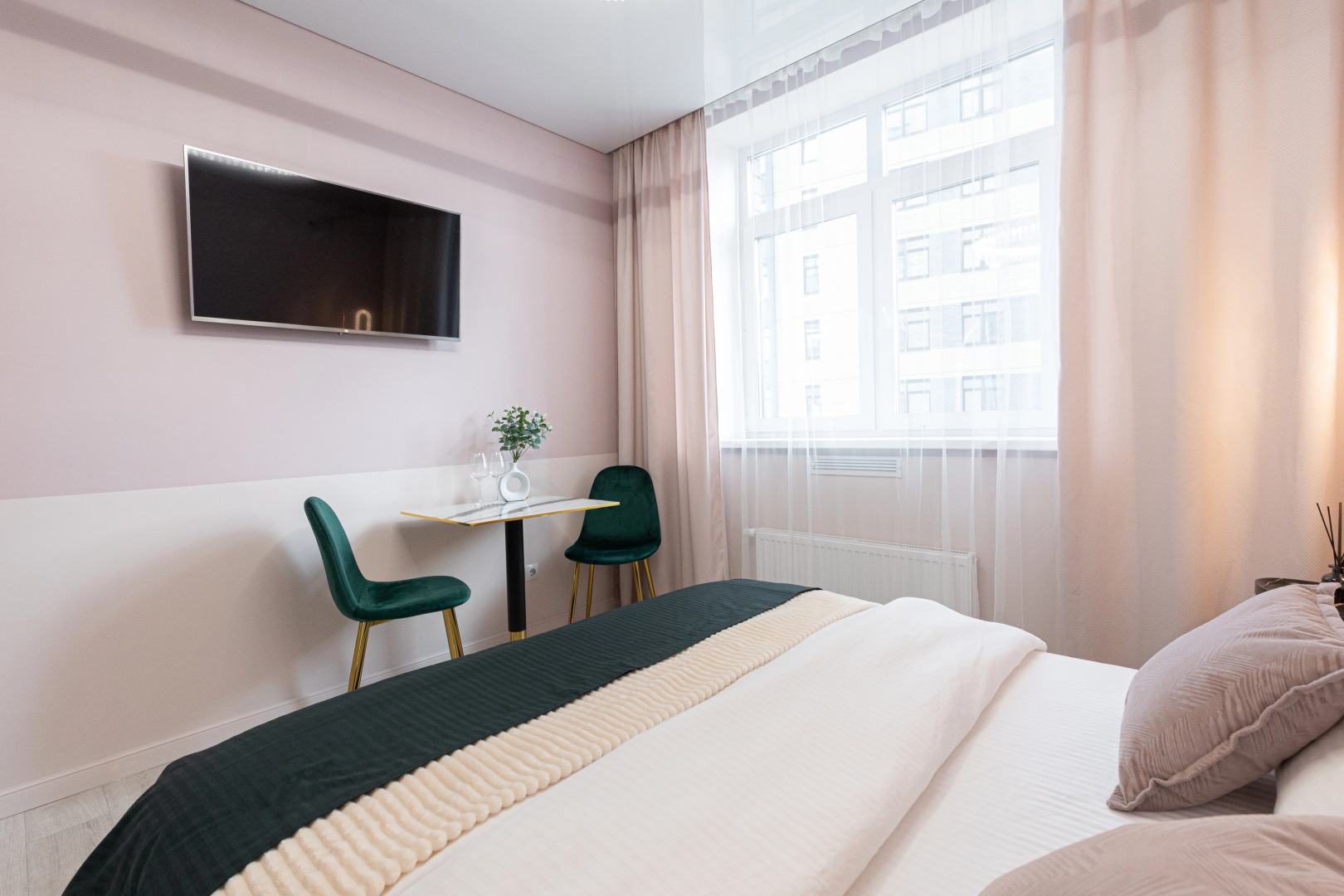 Апартаменты PINK APART на Берегу Туры